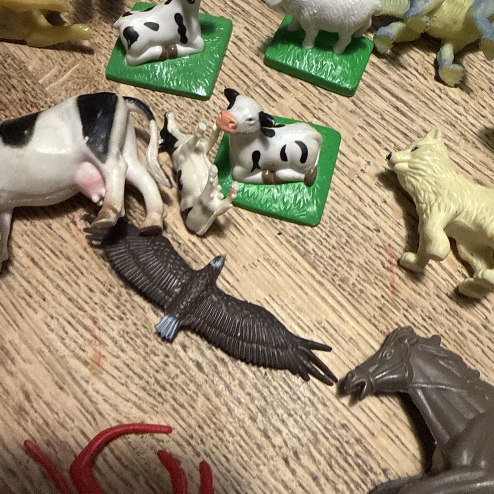 Lot Of 30+ Plastic/rubber Farm Animal/dinosaur Toys Figures