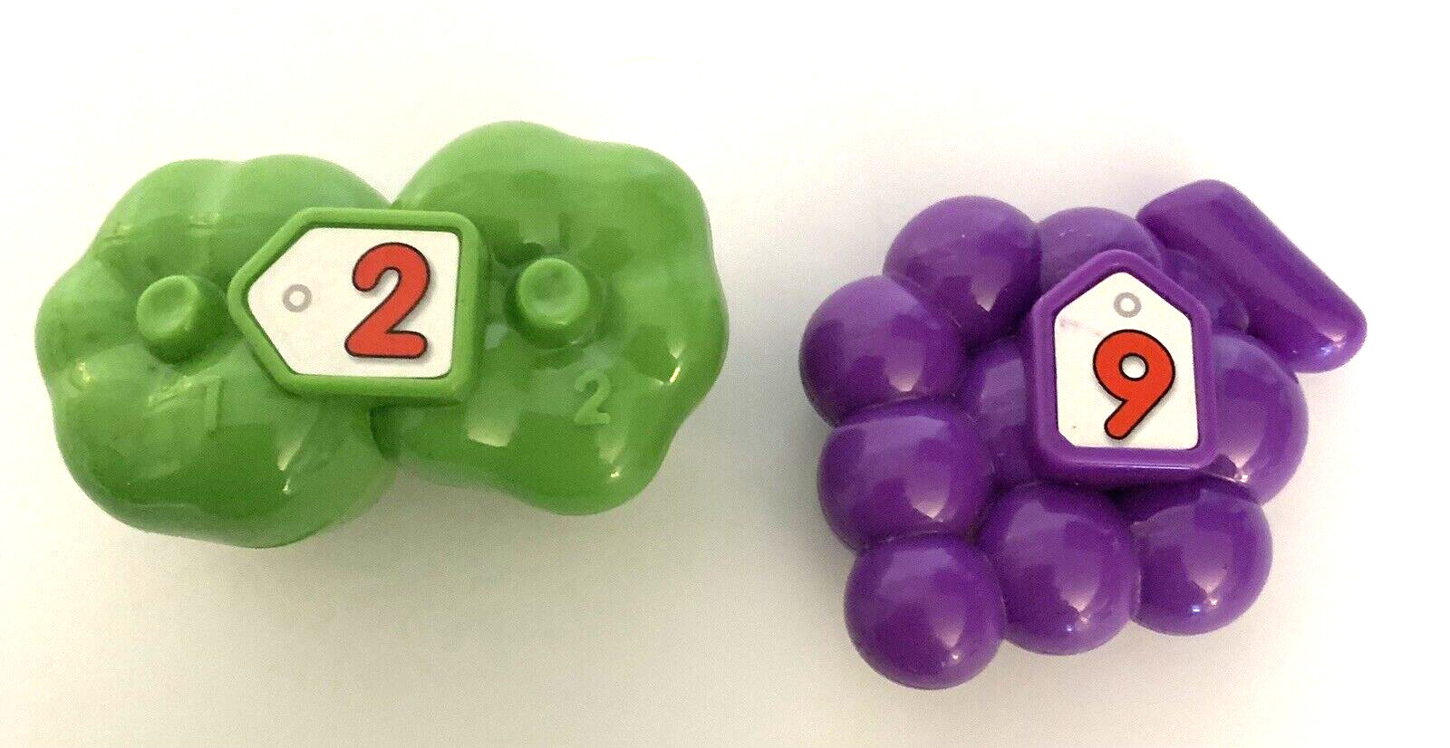 LeapFrog COUNT AND SCAN SHOPPER Grocery Food Replacements Peppers 2 and Grapes 9