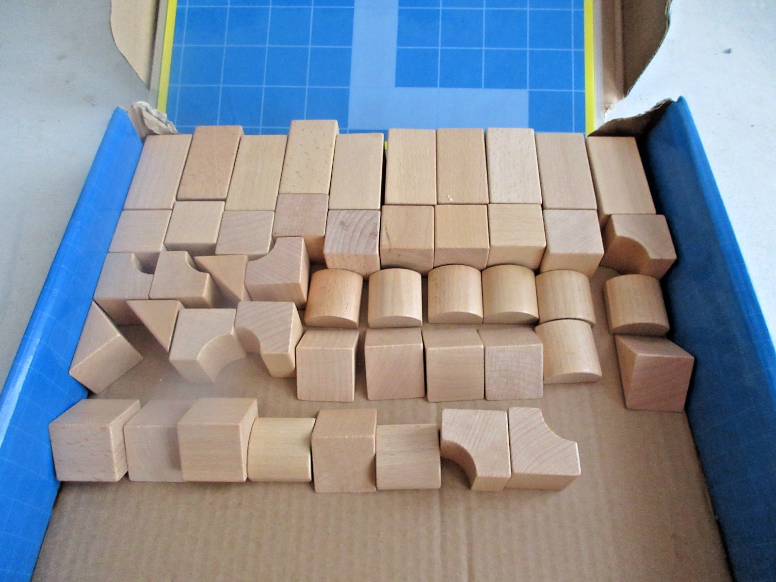 Lakeshore Blocks & BluePrints Learning Center STEM Toy School Missing 2 Blocks