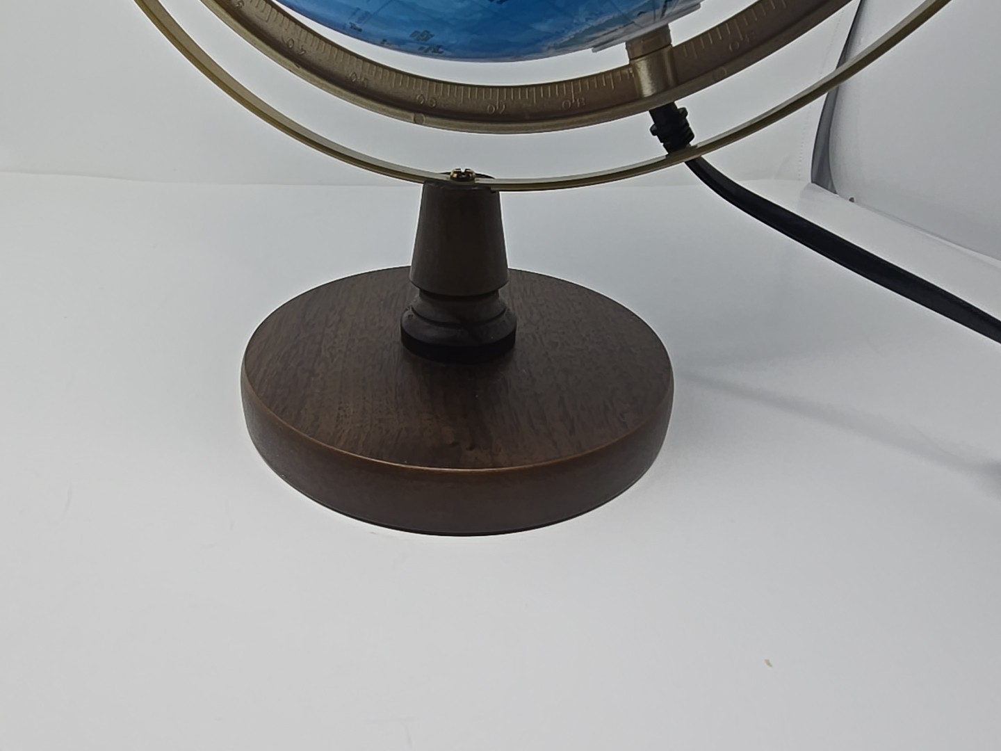 SJSMARTGLOBE Globe w/ Interactive APP & LED Illuminated Constellations at Night