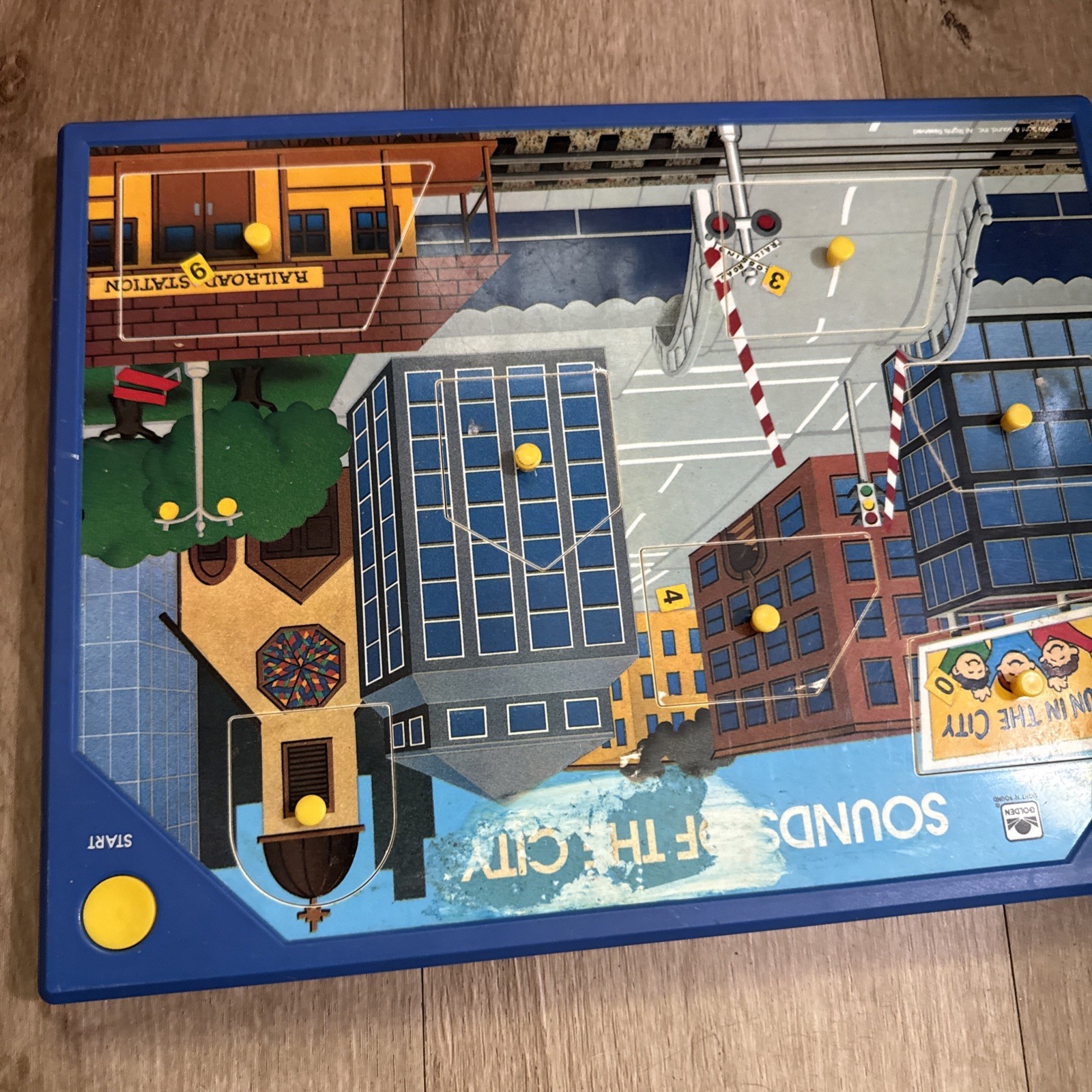 GOLDEN SIGHT ‘N SOUND 1990 TALKING TOY SOUNDS OF THE CITY HTF WORKS