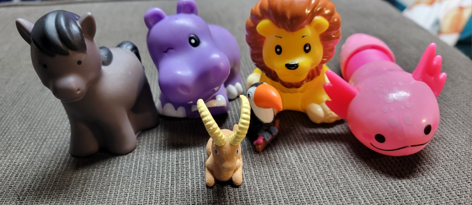 Random Lot Of Animal Toys Set Of 6 Different Animals Good Condition