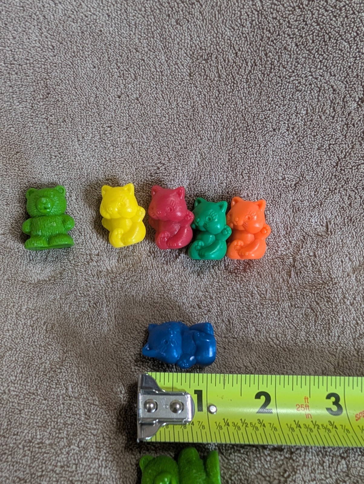 73 Colored Cat Figures Blue Red Yellow Green Orange Counting Toys (3 Bear)