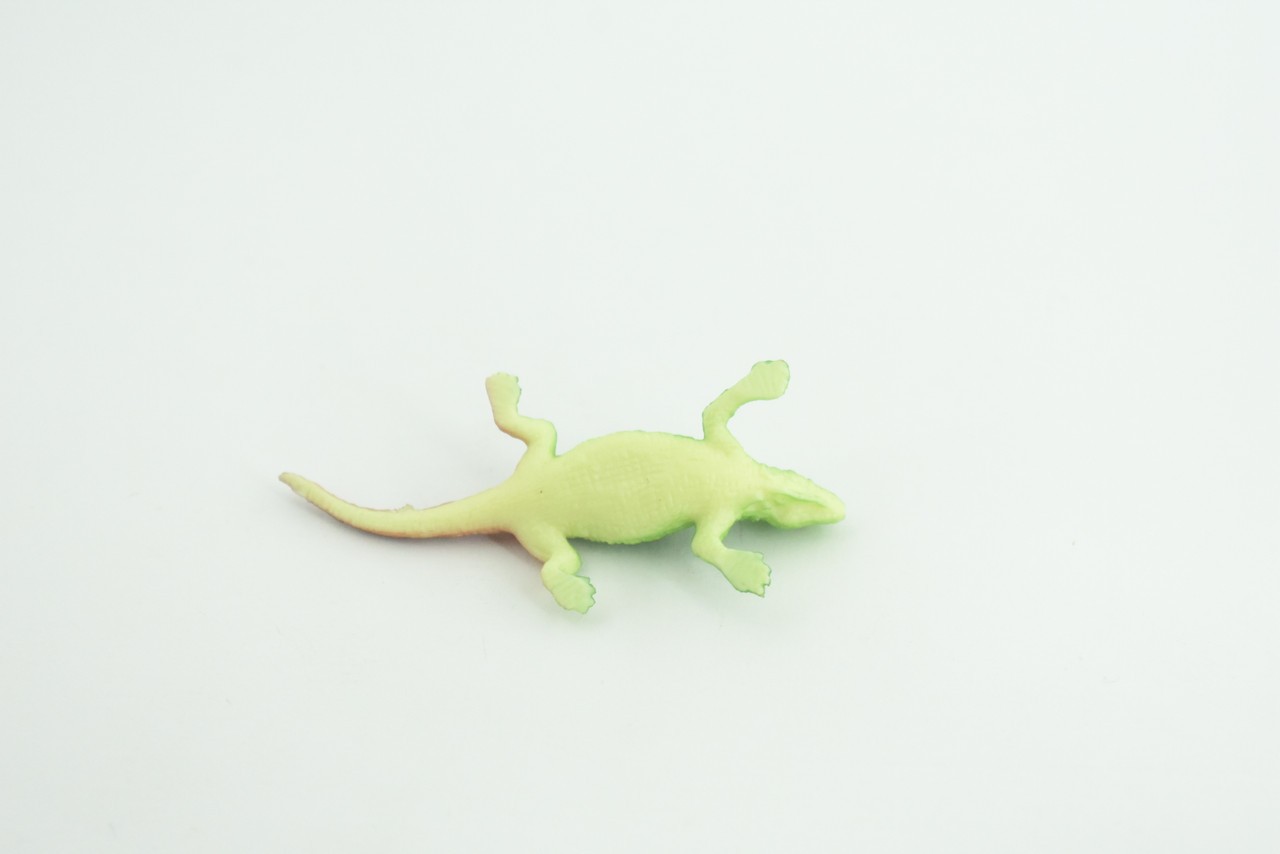 Green Iguana with Brown Tail, Toy Lizard, Hand Painted Rubber 2.5″ WR45 B197
