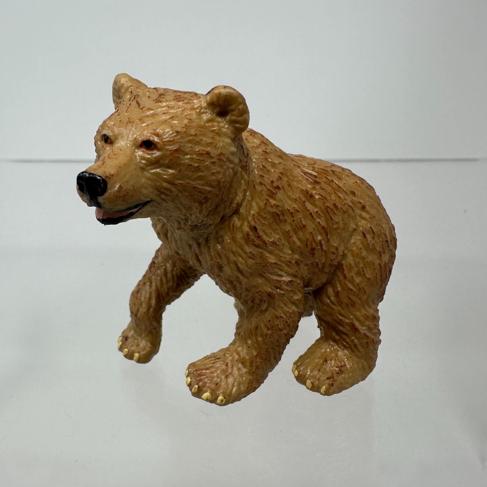 Safari Ltd Brown Bear Cub Wildlife Animal Figure Toy Figurine 1995 2.5″ Vintage