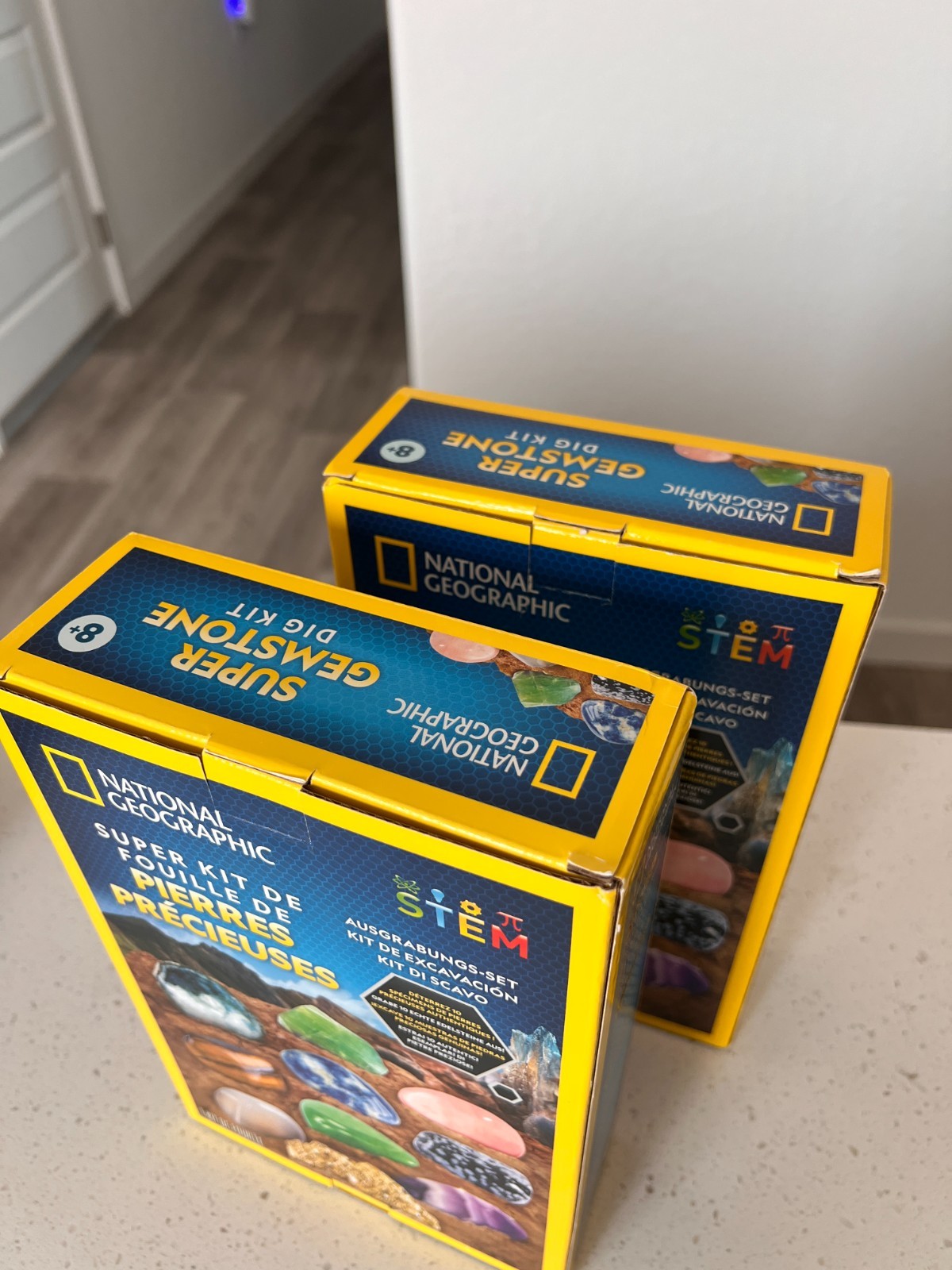 National Geographic Super Gemstone Dig Kit Set of 2 STEM Never Used, New