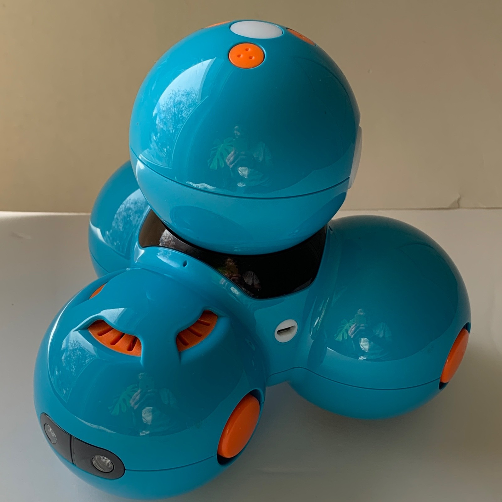 Wonder Workshop DA01 Dash Robot w Cable Kids Coding Educational Toy Bots STEM