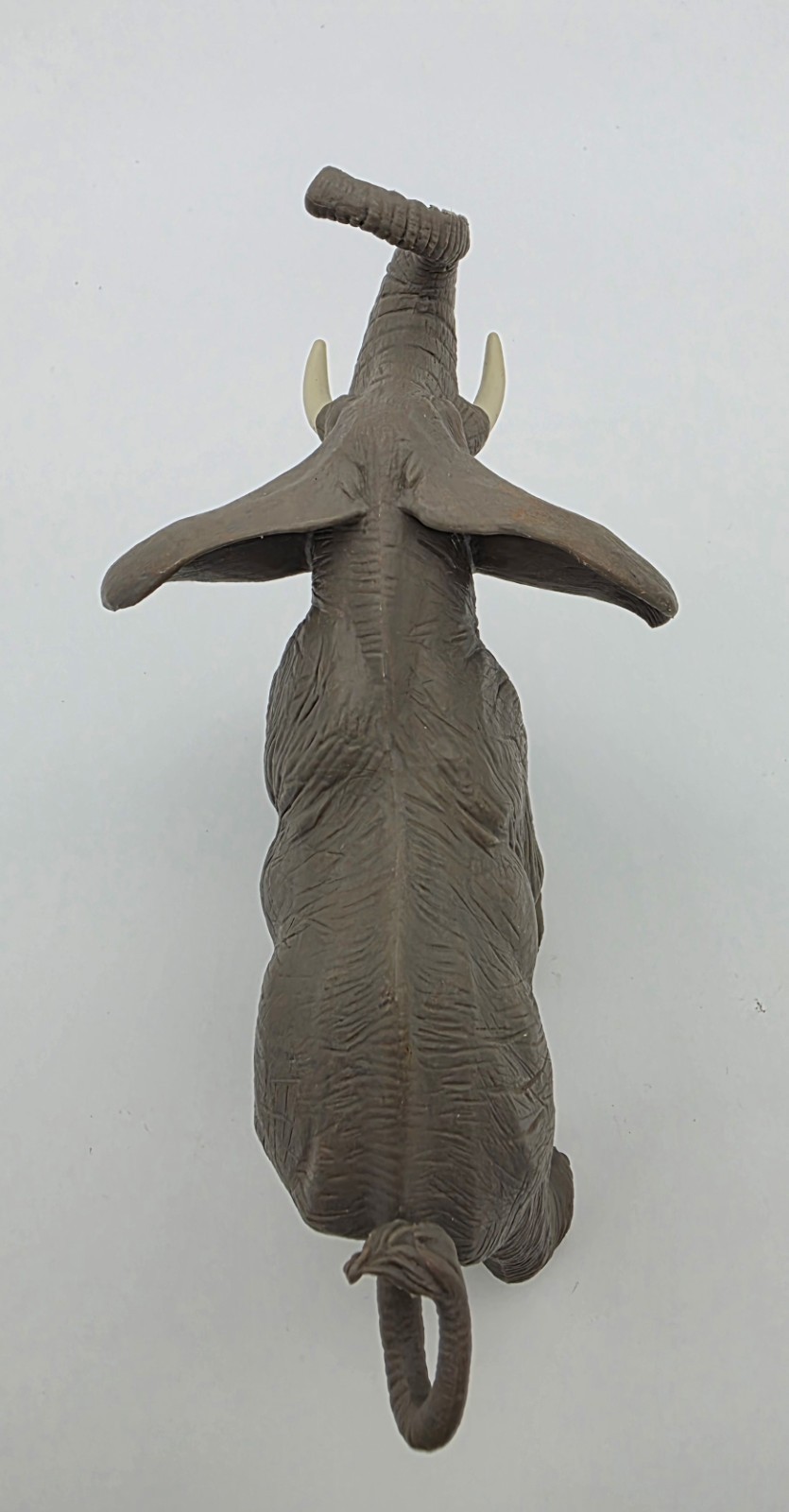 Toy Elephant 2003 Safari Ltd. 0223 L approx 6″ H approx 3.25″
