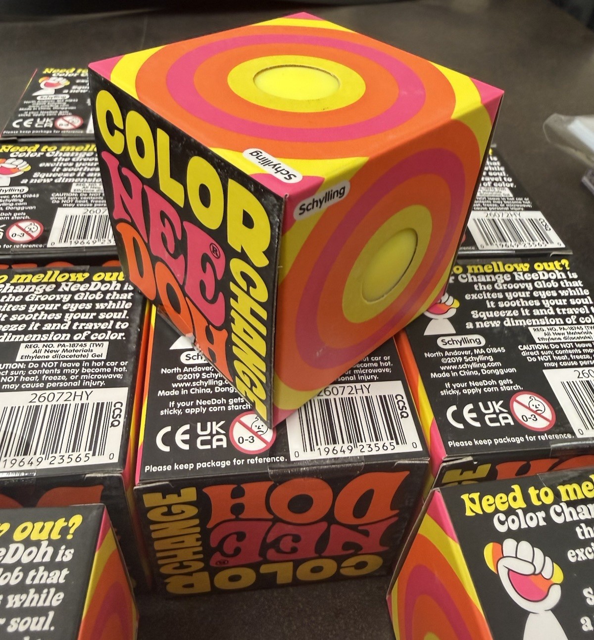 NeeDoh Color Change Balls – Case of 12 With Display Box – Brand New AUTHENTIC
