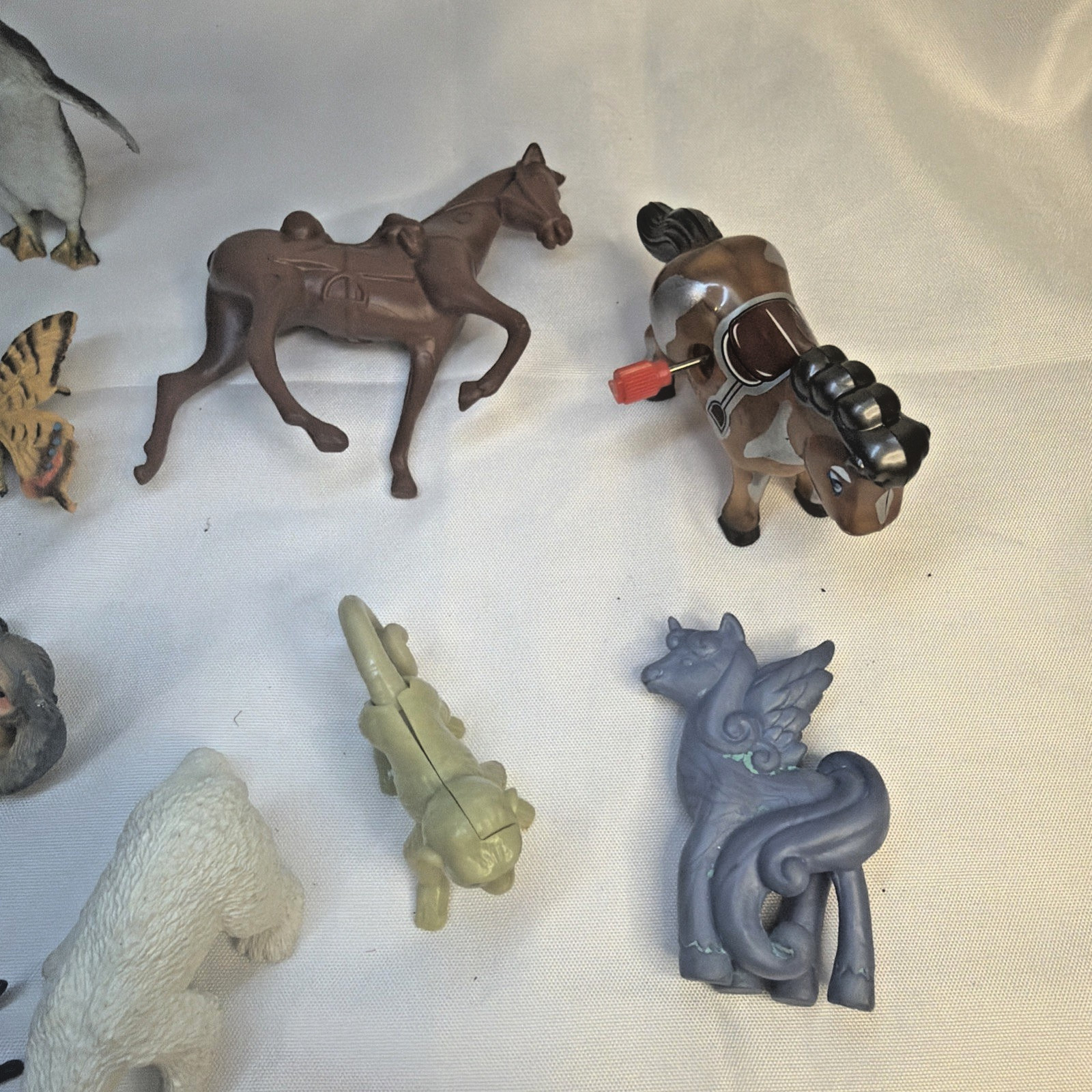 Lot Of 14 Assorted Plastic Diorama or Educational Toy Animals
