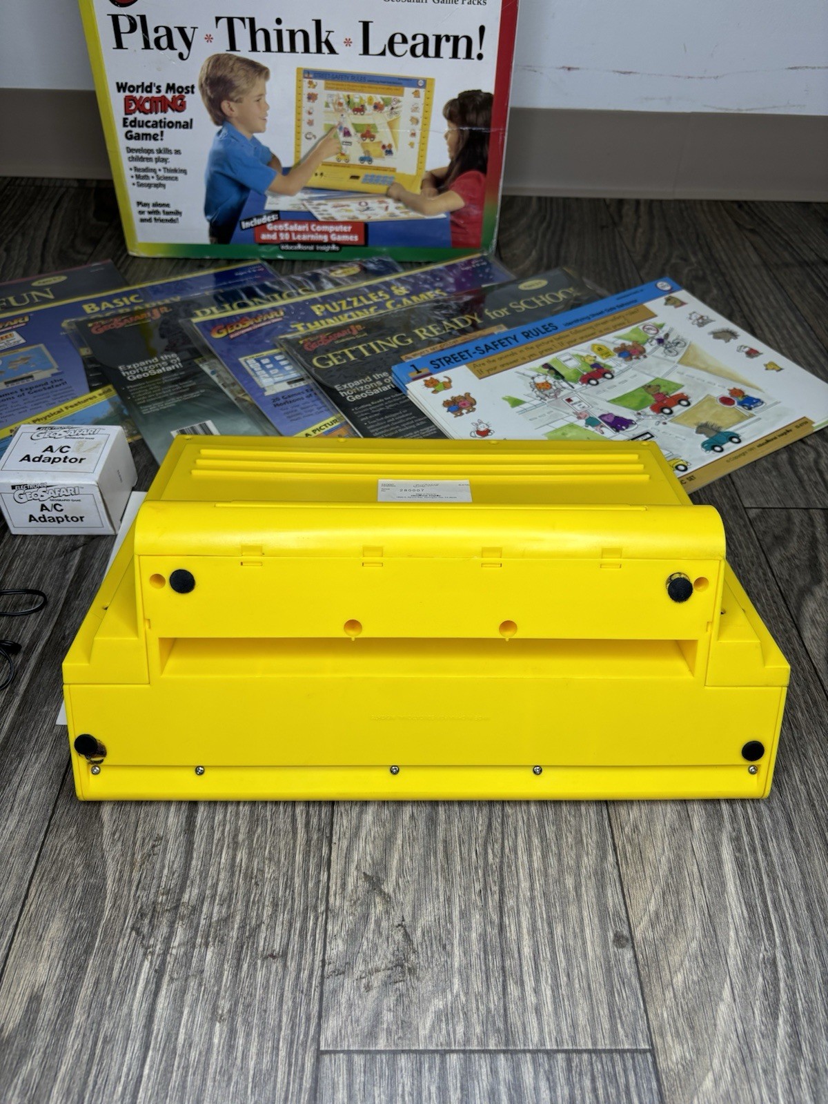 Vintage GeoSafari Jr EI-8855 Electronic Learning Game Unit And Cards Tested