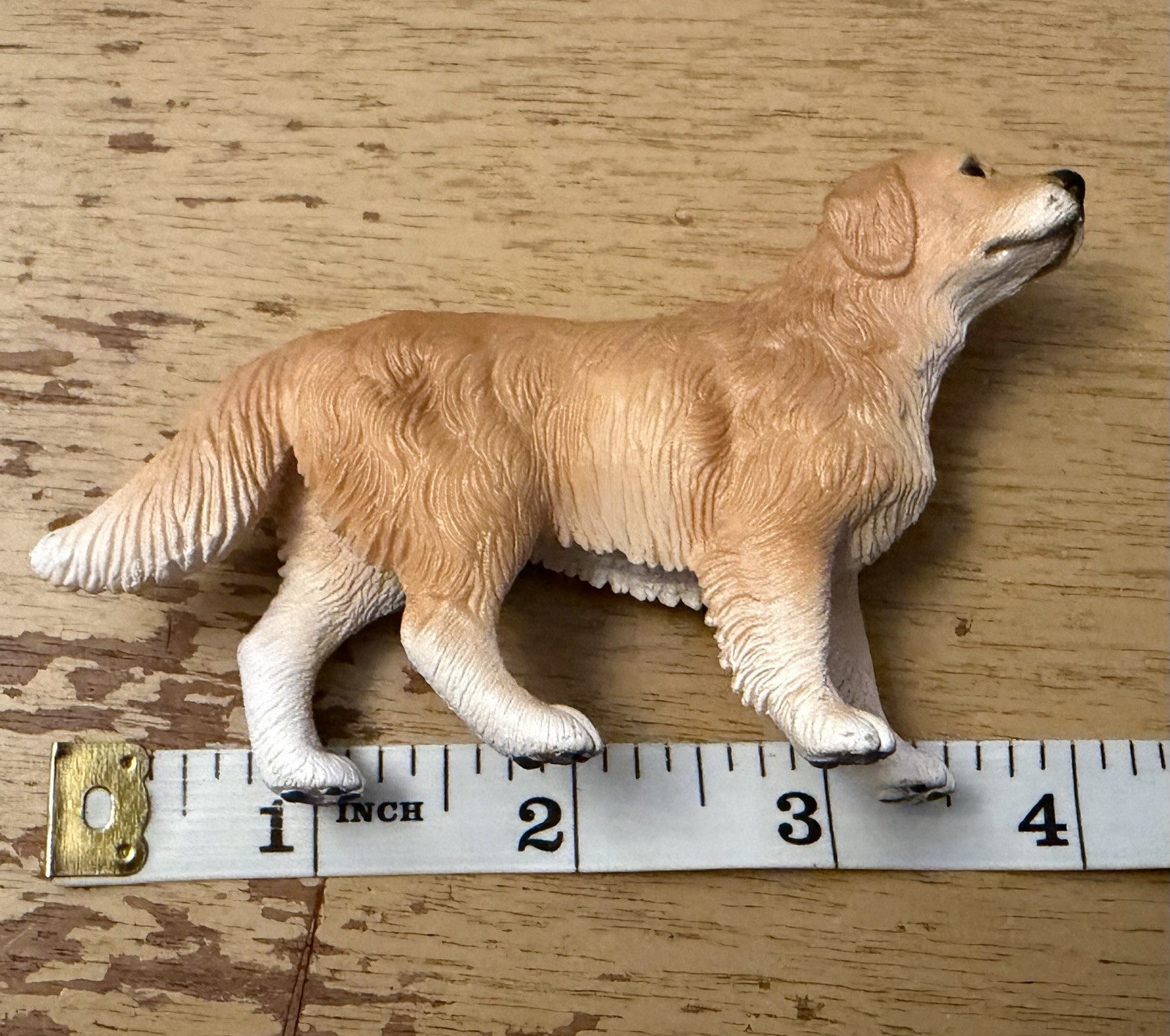 Schleich Golden Retriever Pet Dog Animal Figurine D73527 Standing
