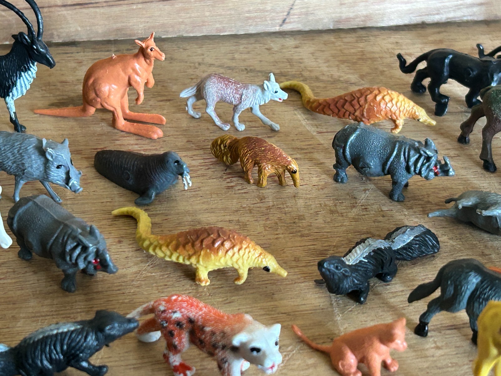 Toy Animal Junk Drawer Lot 90+ Mini Miniature Safari Outback Forest Zoo Crafts