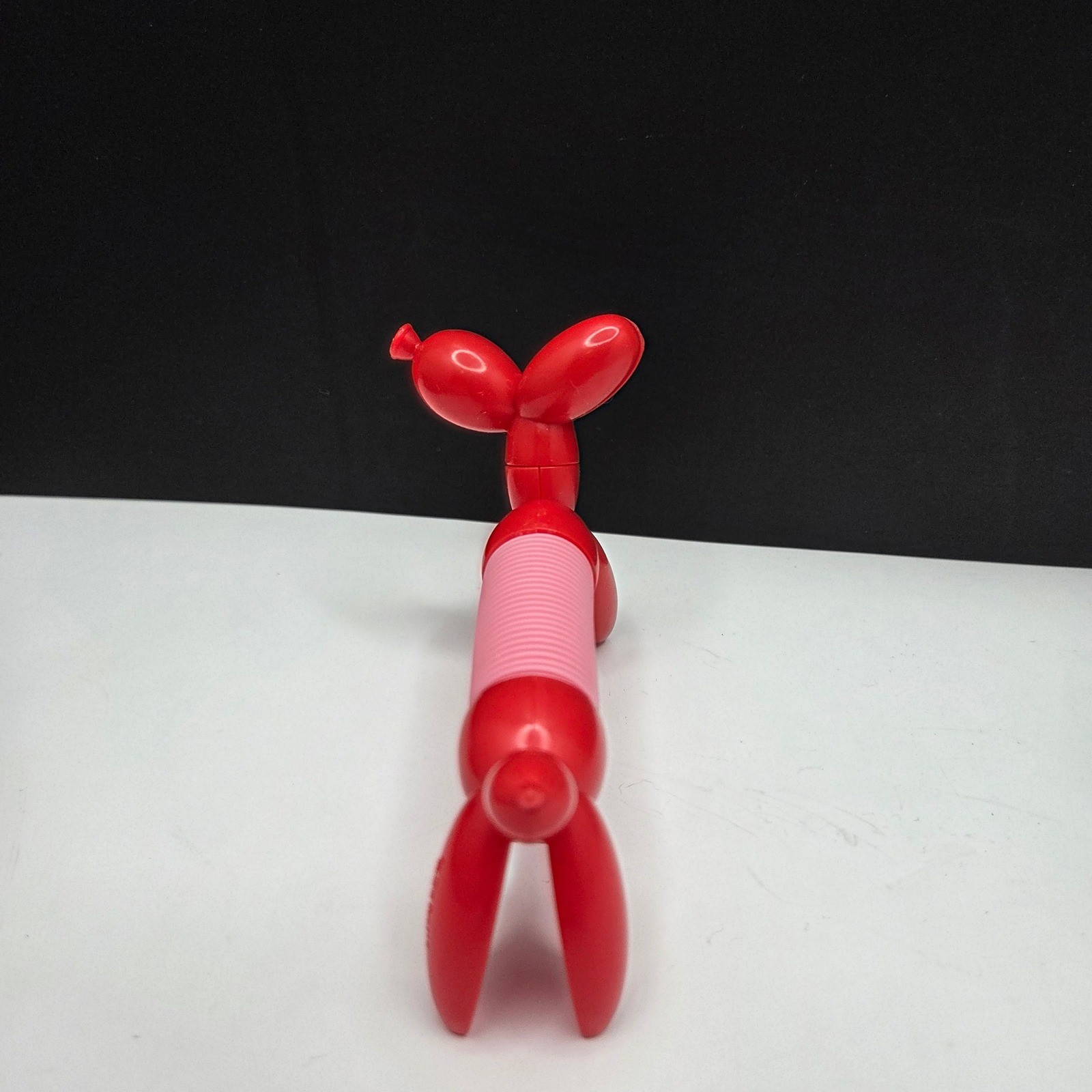 Zuru Tangle Pets Balloon Dog Fidget Toy Red Pink Expandable Sensory Toy 4-8in