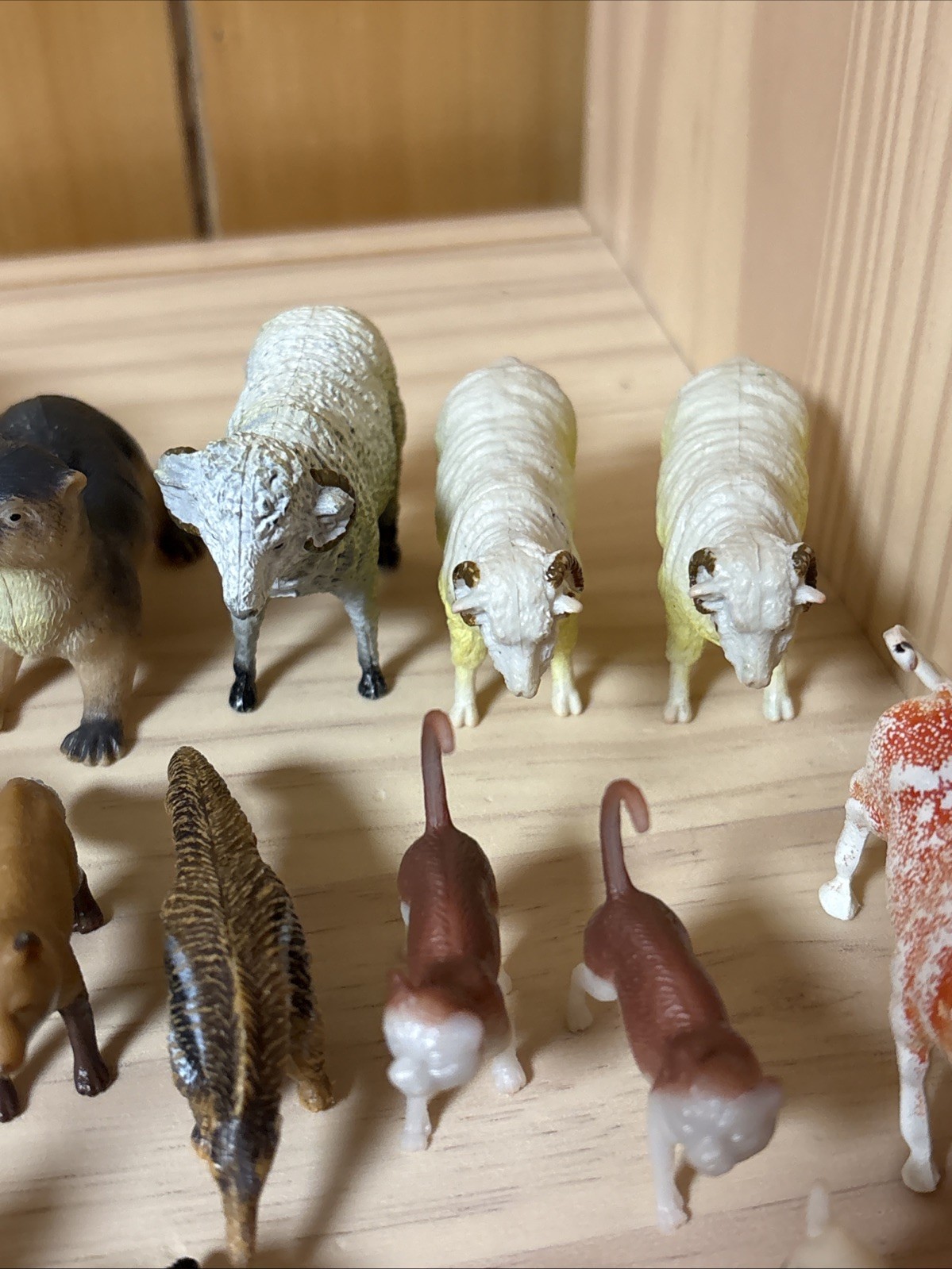 Animal Figure Zoo Safari Farm Wildlife Plastic Toys Mixed Animals Lot of 27