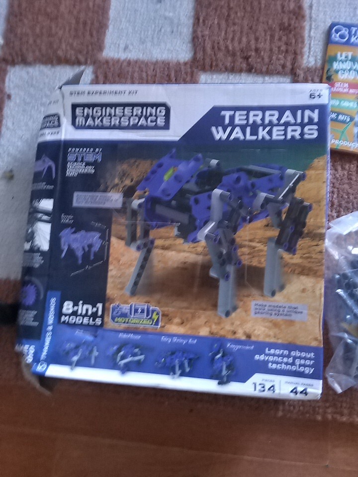 Terrain Walkers Thames & Kosmos 8 in 1 Models STEM Engineering Makerspace NOB