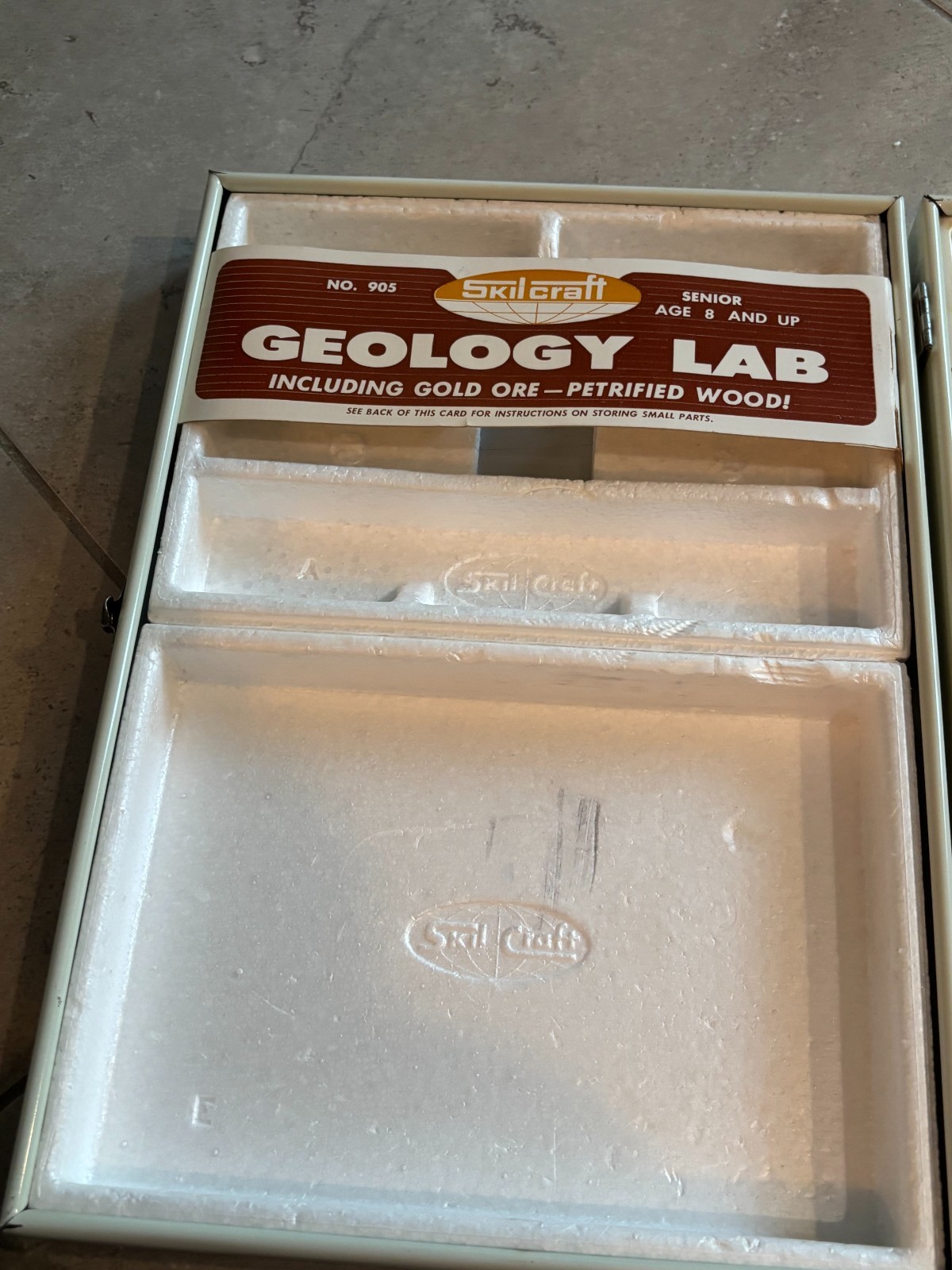 Vintage 60s Skilcraft Geology Lab Student Science Kit Rock Mineral Samples Box
