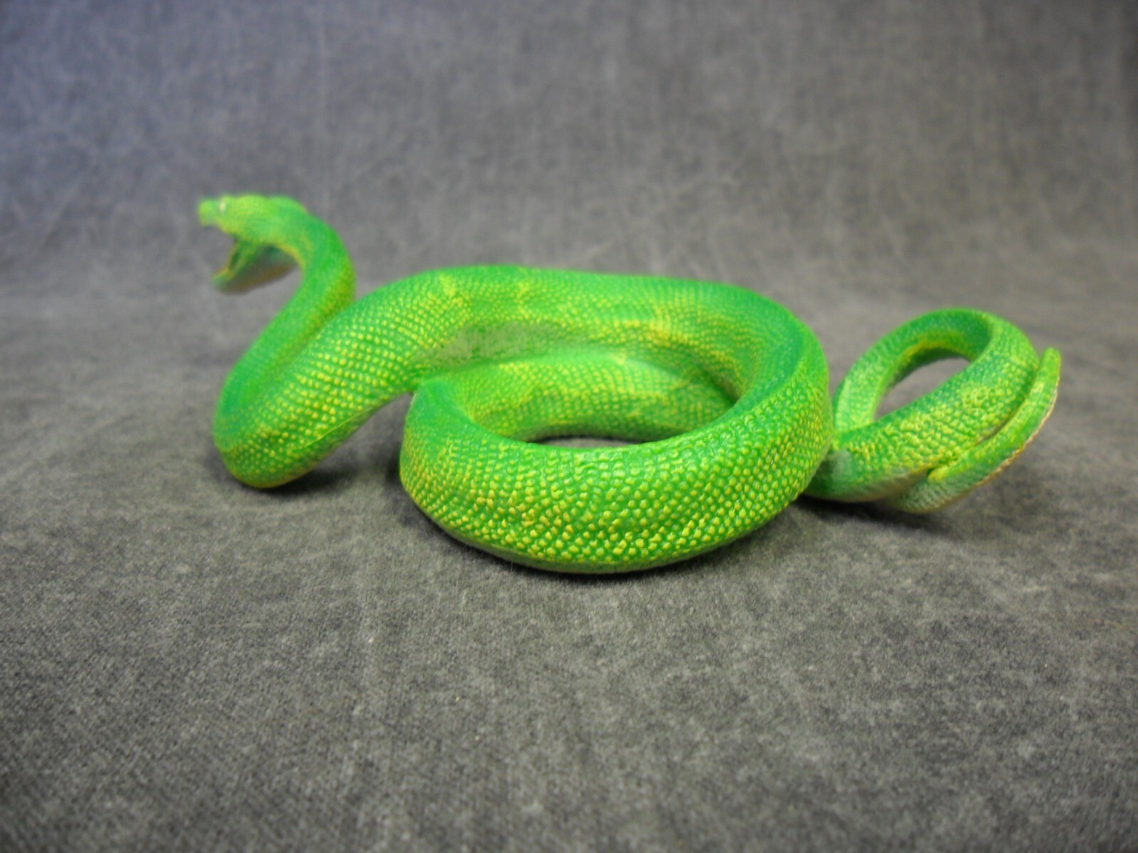 CollectA NIP * Green Tree Python * 88962 Wildlife Snake Model Toy Figurine