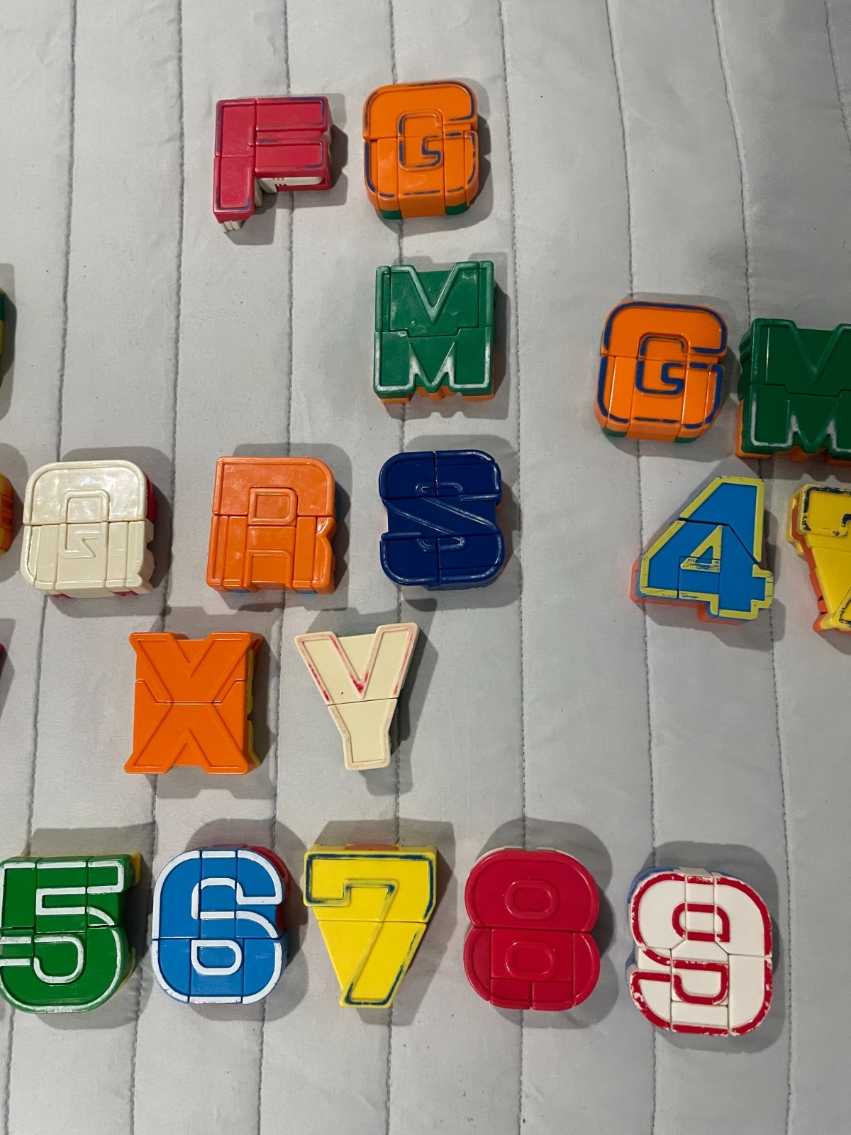 Alphabet Transforming Robot Toys Lot Letters Numbers A-Z 1-9 Not Complete