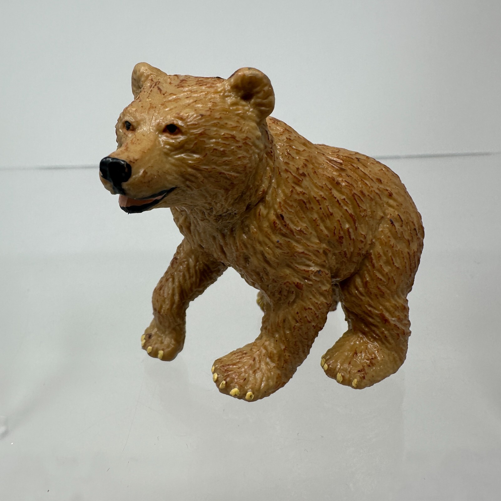 Safari Ltd Brown Bear Cub Wildlife Animal Figure Toy Figurine 1995 2.5″ Vintage