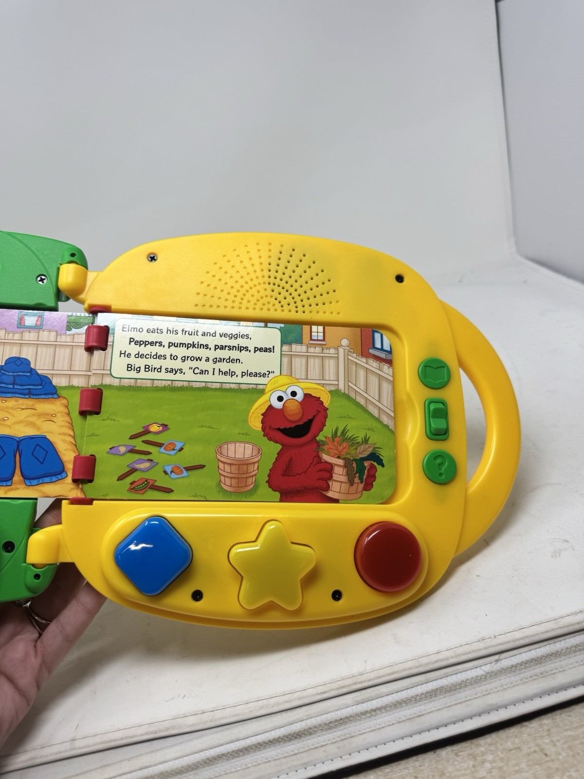 My First Story Reader with 1 Elmo Garden Interactive Books Used 2005 Green
