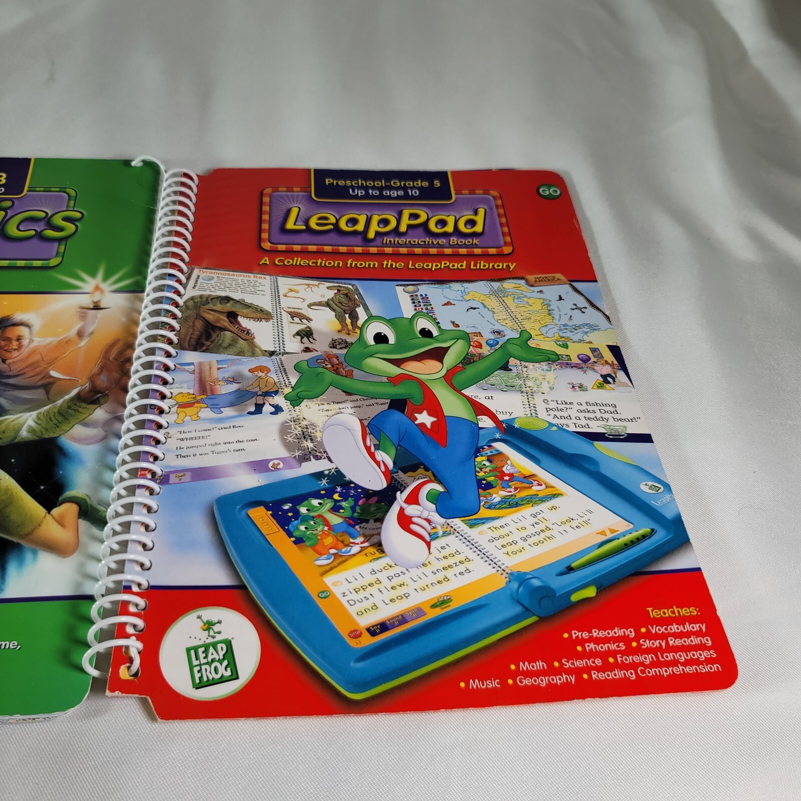 Lot Of LeapPad Books (3) And Two Cartridges (Shrek / Peter Pan)