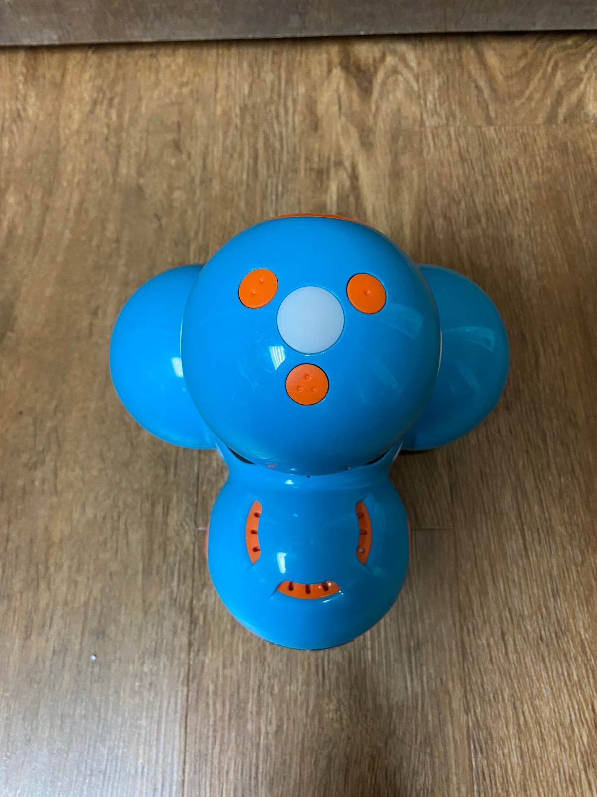 Wonder Workshop DA01 Dash Robot – Robot Only – Powers On / Works