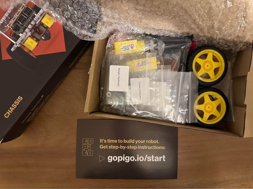 GoPiGo Raspberry Pi Robot Kit – New – Kids Coding STEM – Dexter Industries