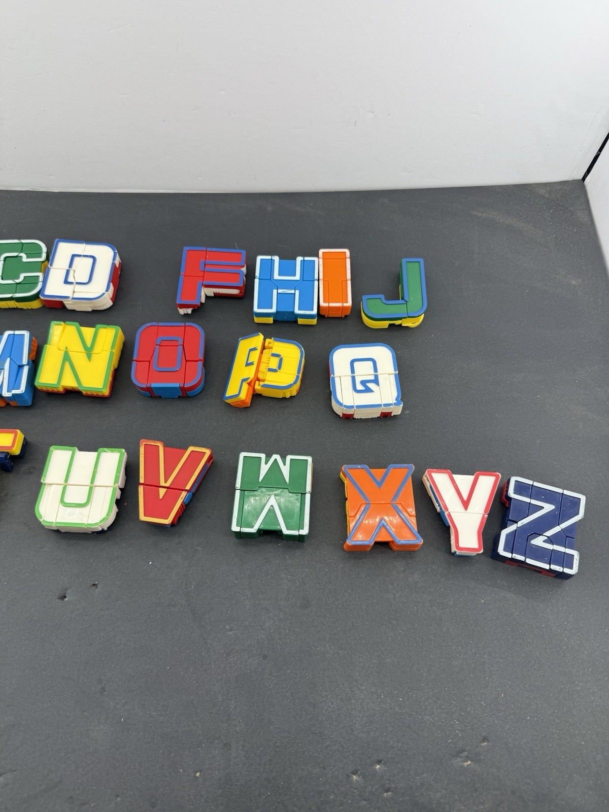 Educational Alpha Bots Transforming Letters Missing E Alphabet Vintage Robots