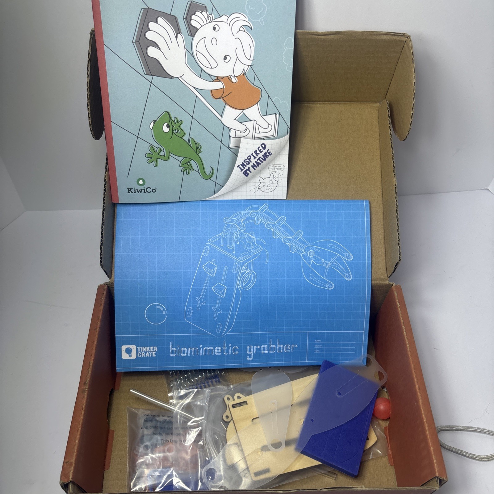 Kiwi Co Crate Tinker Biomimetic Grabber Ages 9-14 Stem Craft Complete In Box
