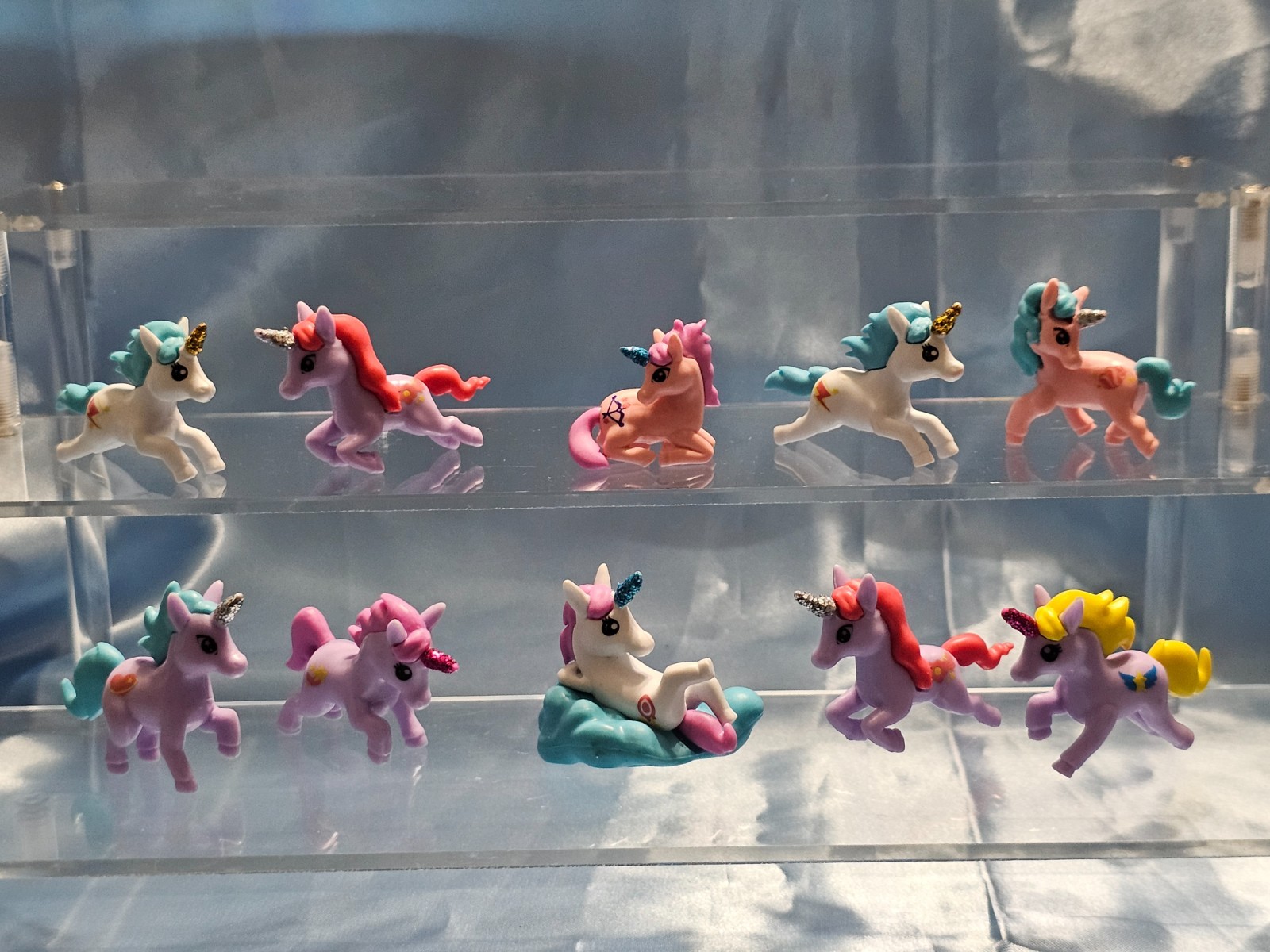 LOT OF 10 MINIATURE UNICORN PONY TOYS – ASSORTED COLORS – BRANDED – 2″