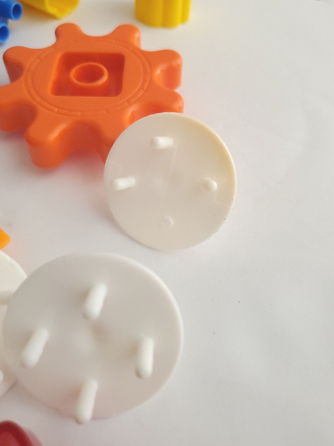Bag Of Learning Resources Plastic Building Shapes Gears Parts and Pieces