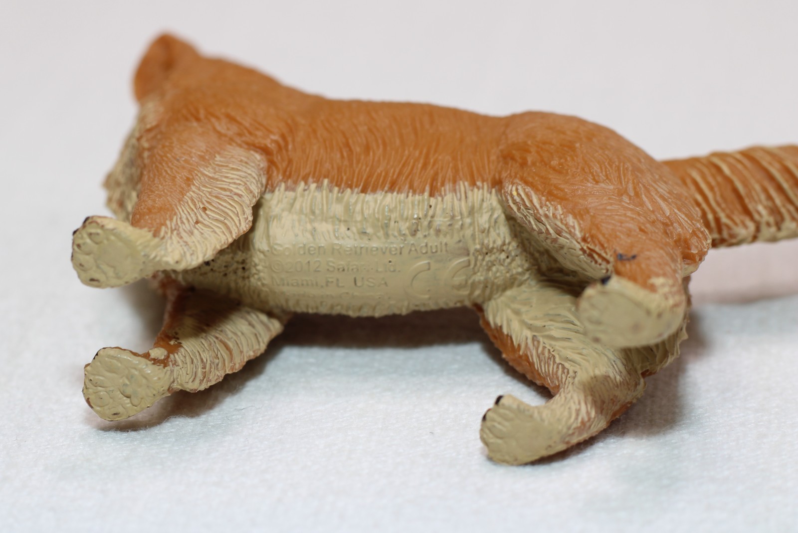 Golden Retriever Figure Brown Pet Dog Animal Safari Ltd 4″ 2012 Toy