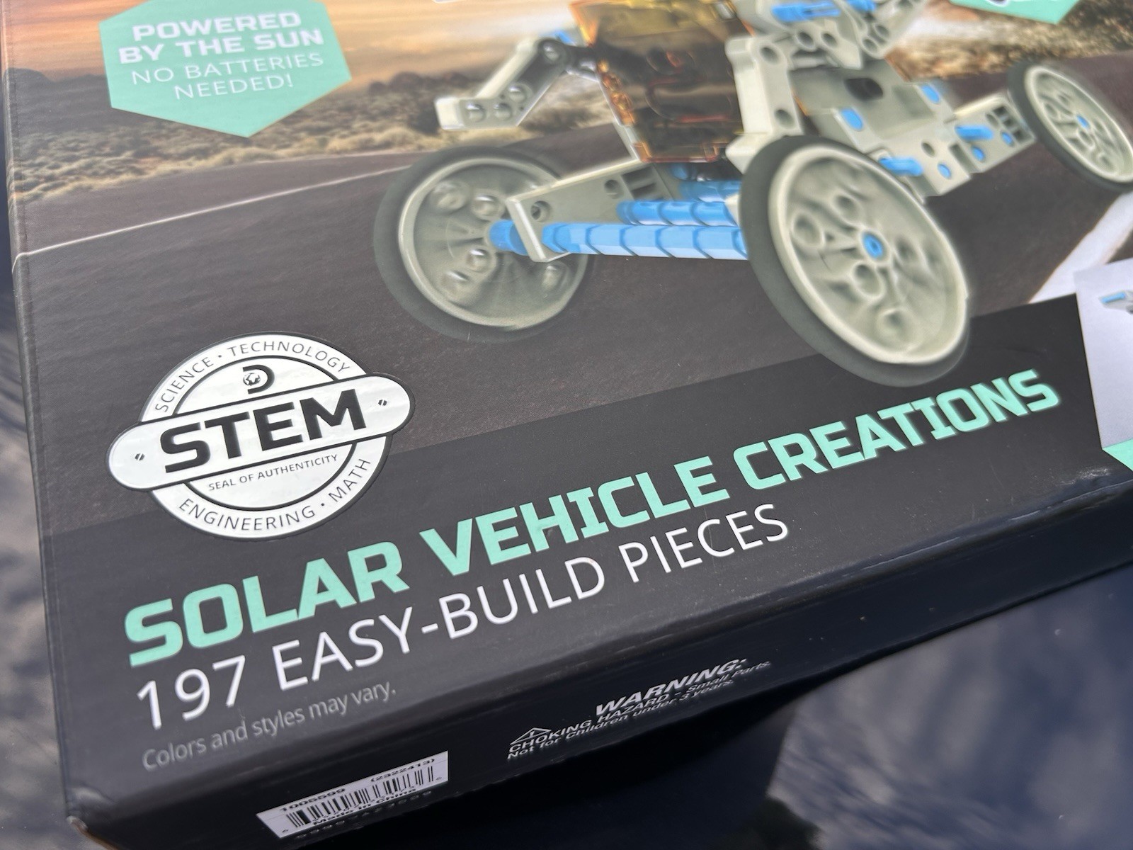 Discovery Mindblown STEM Solar Vehicle Creations Kit, 197 Easy-Build Pieces