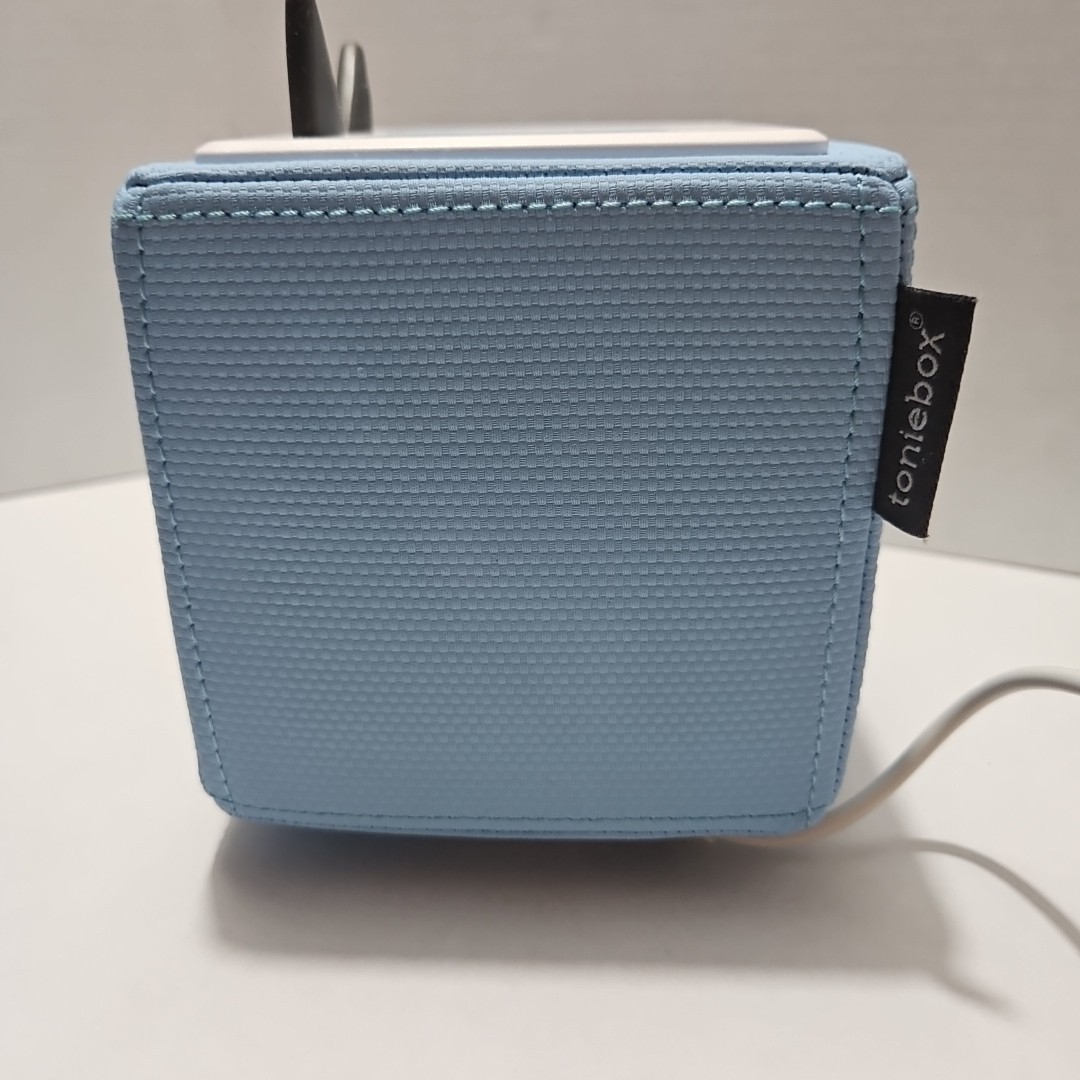 Toniebox Blue Audio Player for Kids Story Box Speaker Tested Working w/ Charger