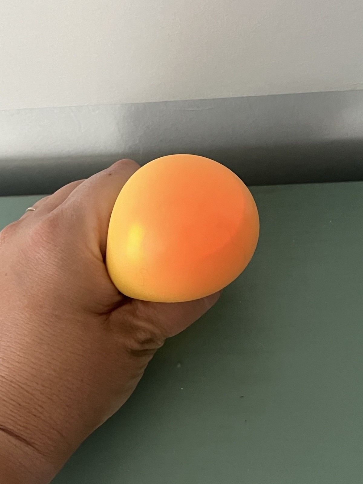 Schylling NEEDOH COLOR CHANGING BALL yellow Squish Squeeze