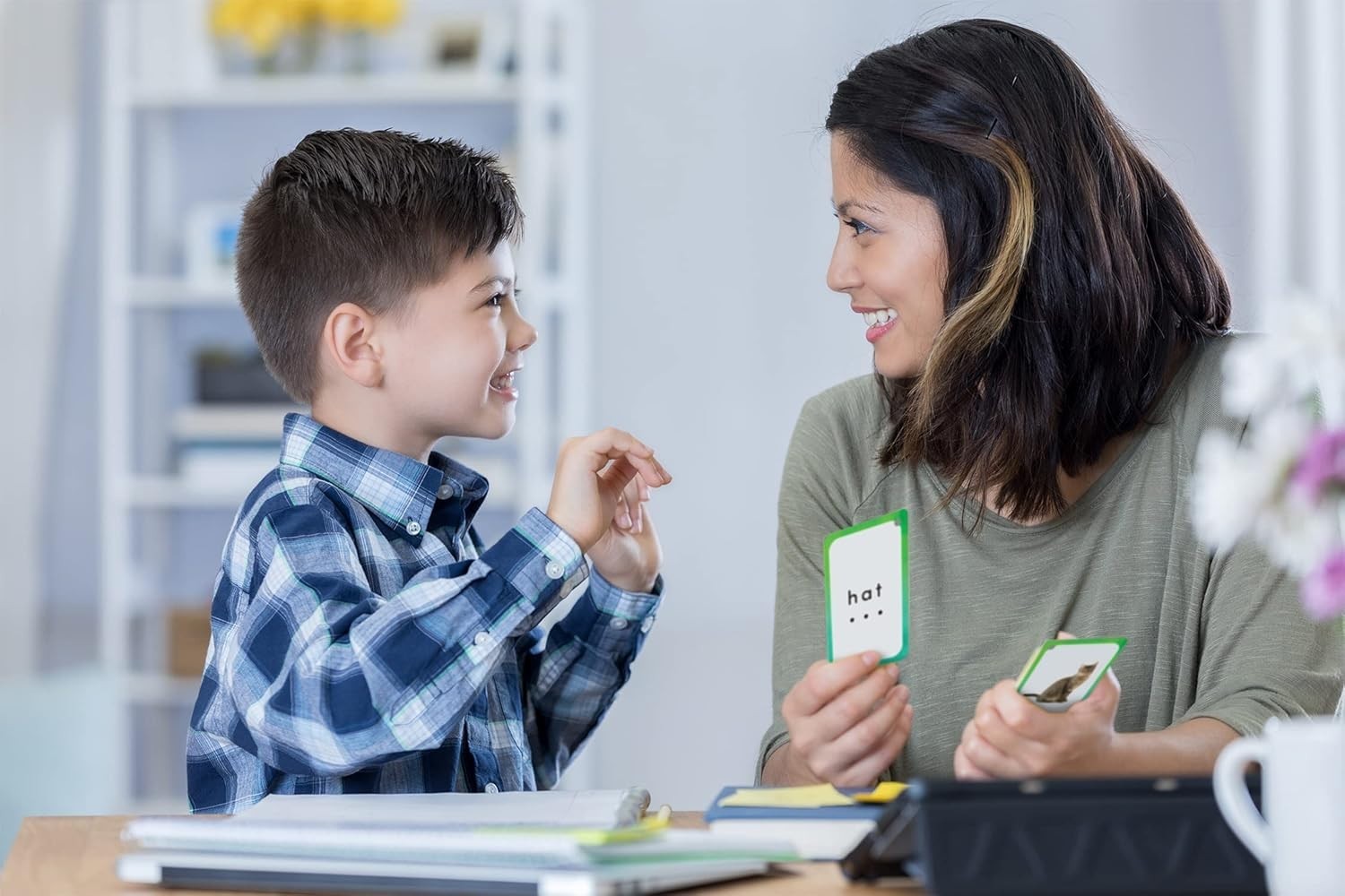 Decoding CVC Words Flash Cards – 56 Engaging Double-Sided Cards for Learning