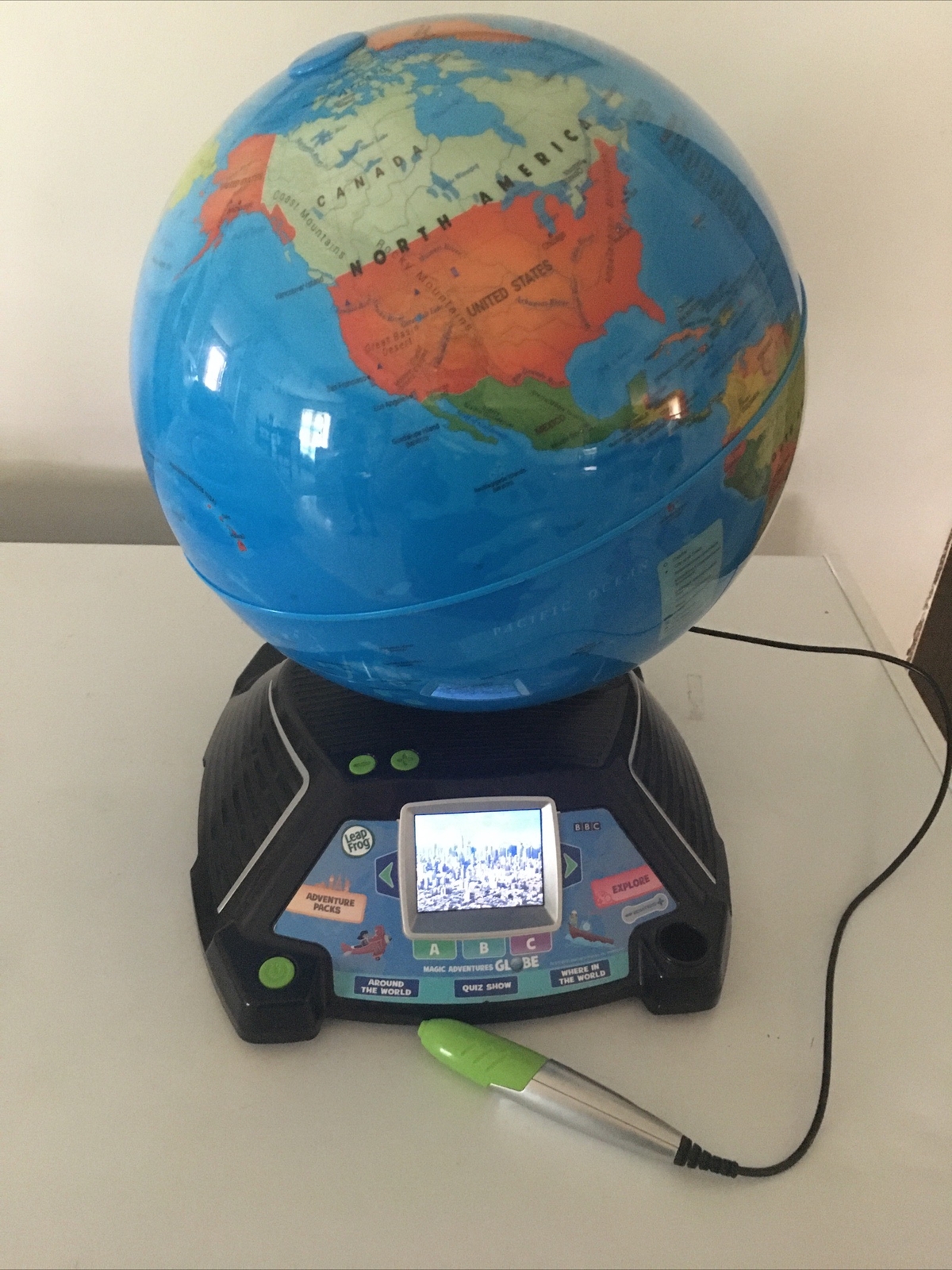 LeapFrog 80-605400 Magic Adventures Globe Educational Toy