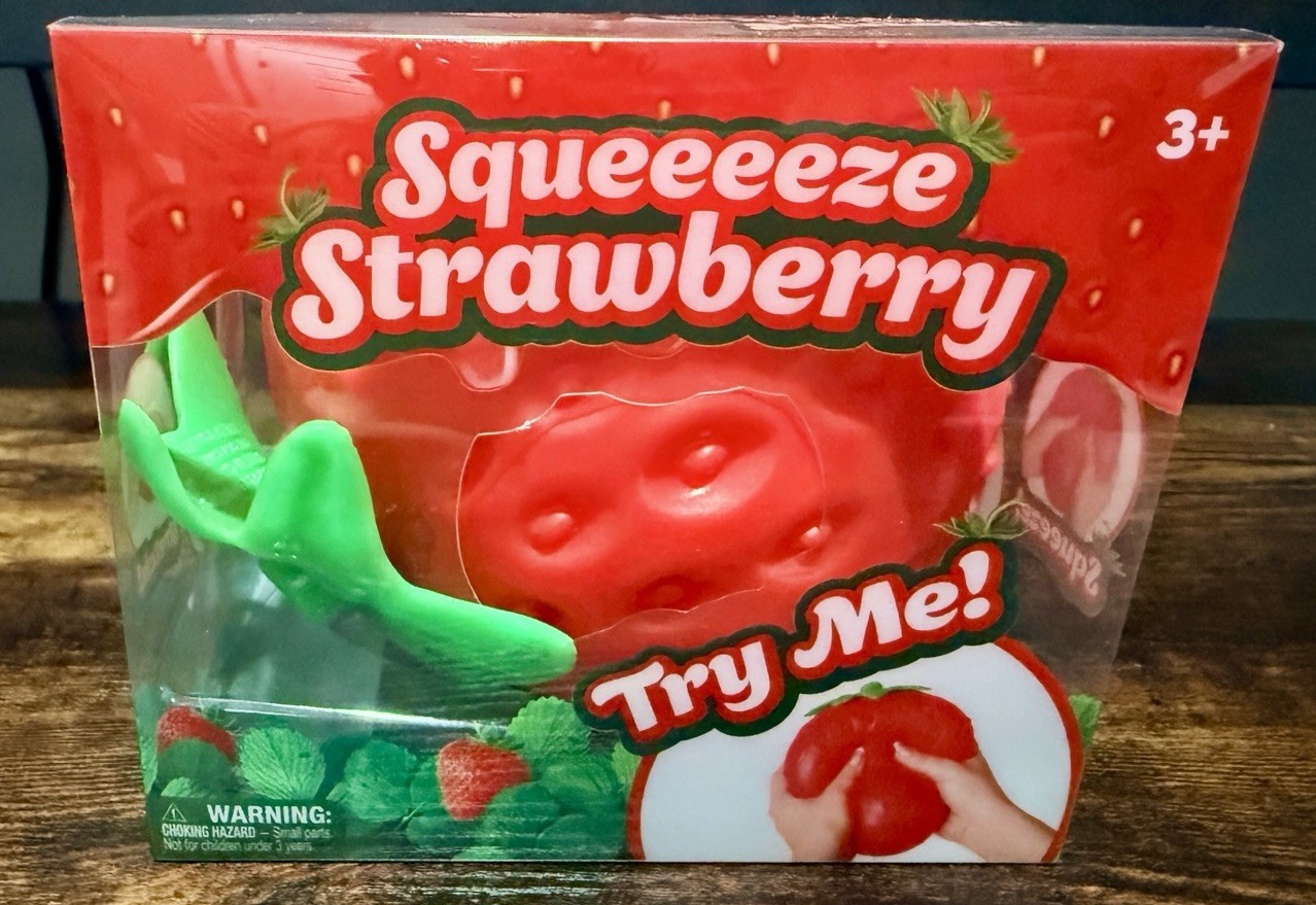 Sunny Days – Squeeeze Strawberry – Squeeze Toy Red & Green