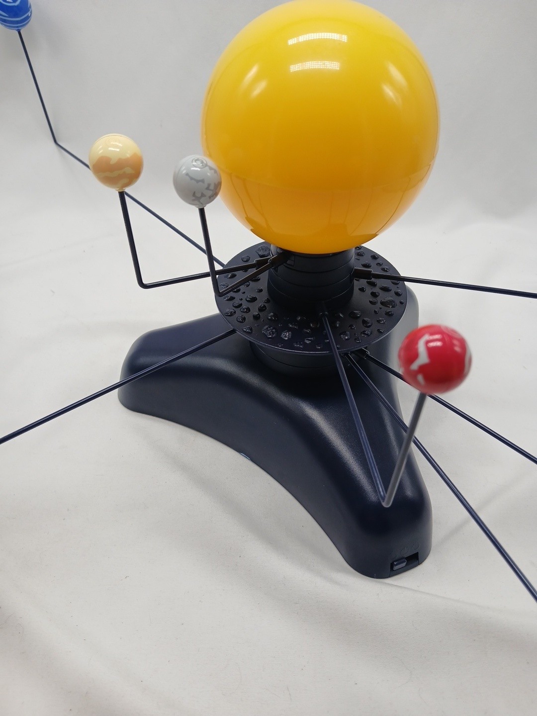 GeoSafari Motorized Solar System Educational Insights Box With Instructions