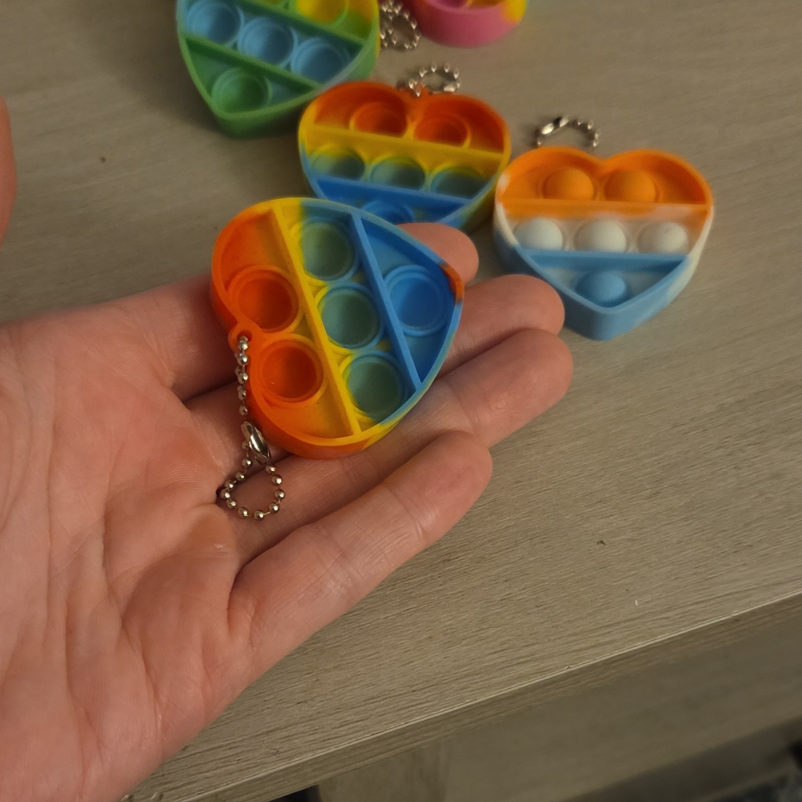 7 Heart Shape Multicolor Silicone Pop-it Keychain Toy Modern Era Rainbow