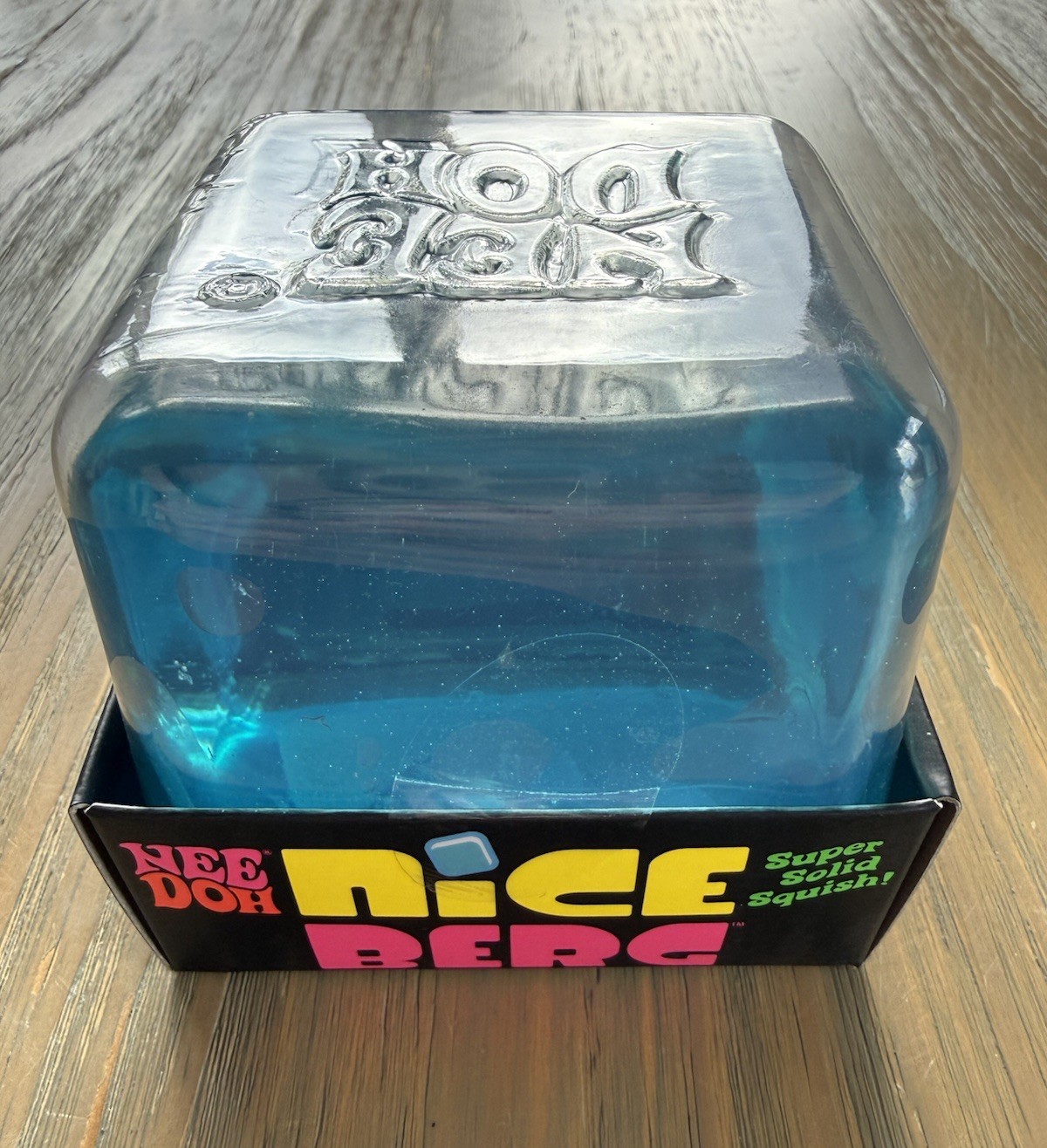 NeeDoh Nice Berg Blue XL Giant Nee Doh Niceberg Solid Squish Cube Block Sealed