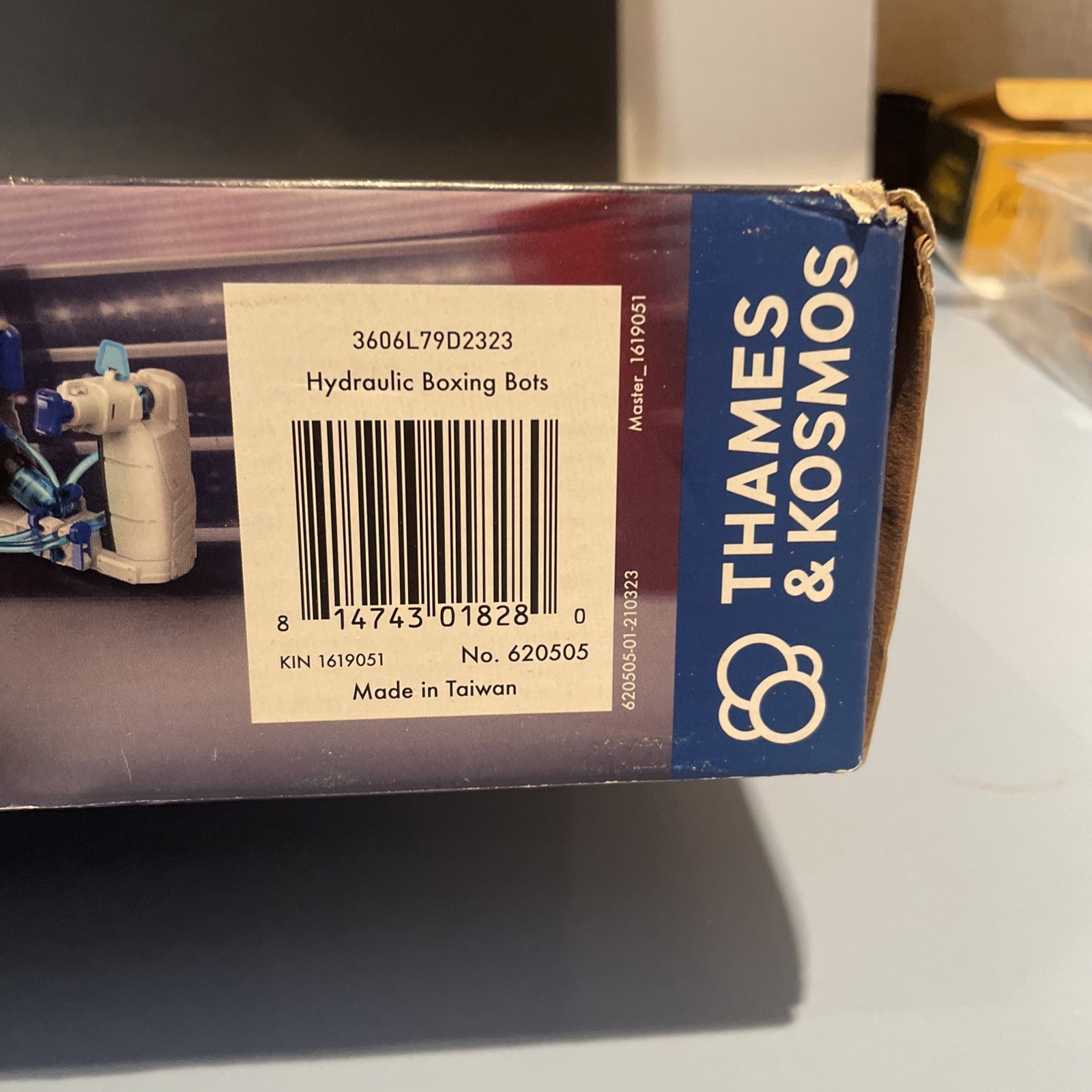 NIB Thames & Kosmos Hydraulic Boxing Bots Stem Experiment Kit