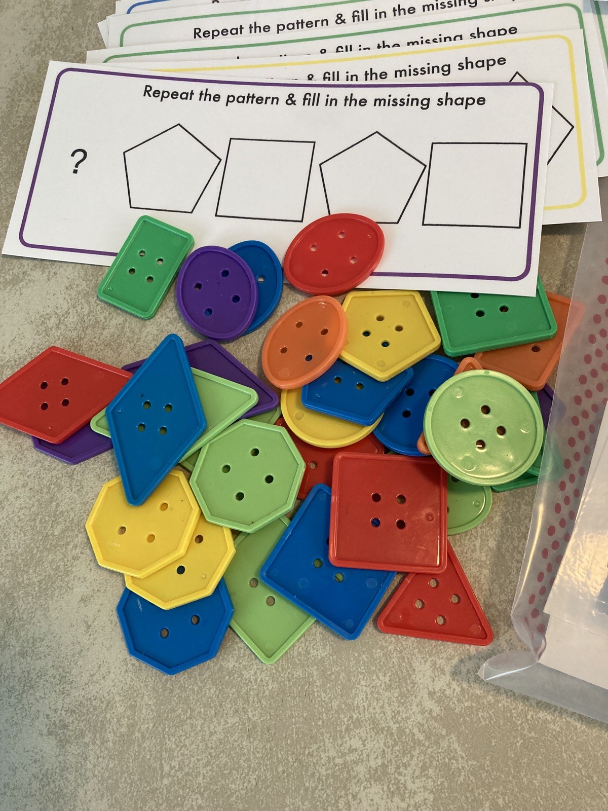 Color Sorting & Shapes Sorting Patterning w/Lakeshore Learning Bag * 2 sets