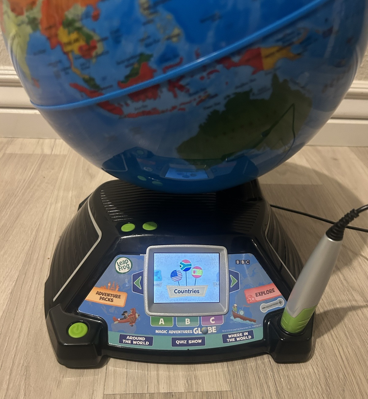 Leap Frog Magic Adventures Globe 2.8″ Video Screen BBC Videos Interactive Games