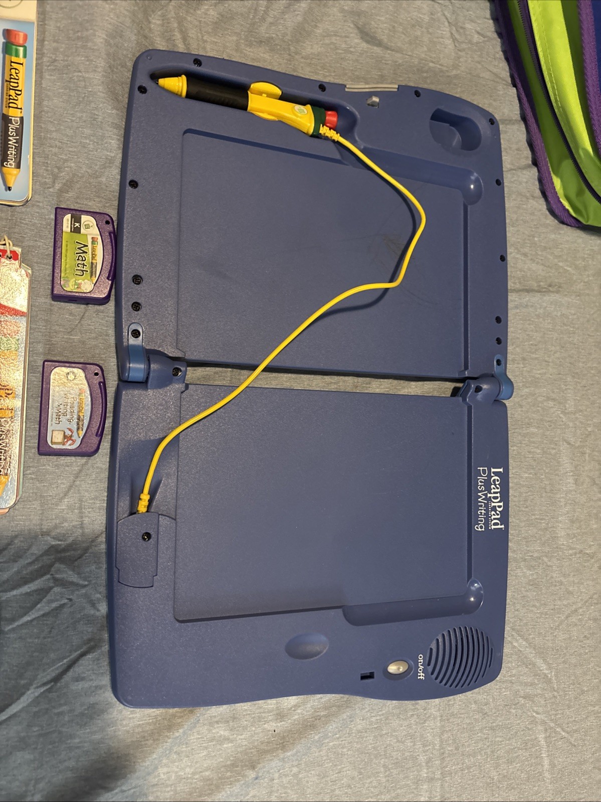 LeapFrog LeapPad Carrying Case 3 Books and 2 Games Tested and Working