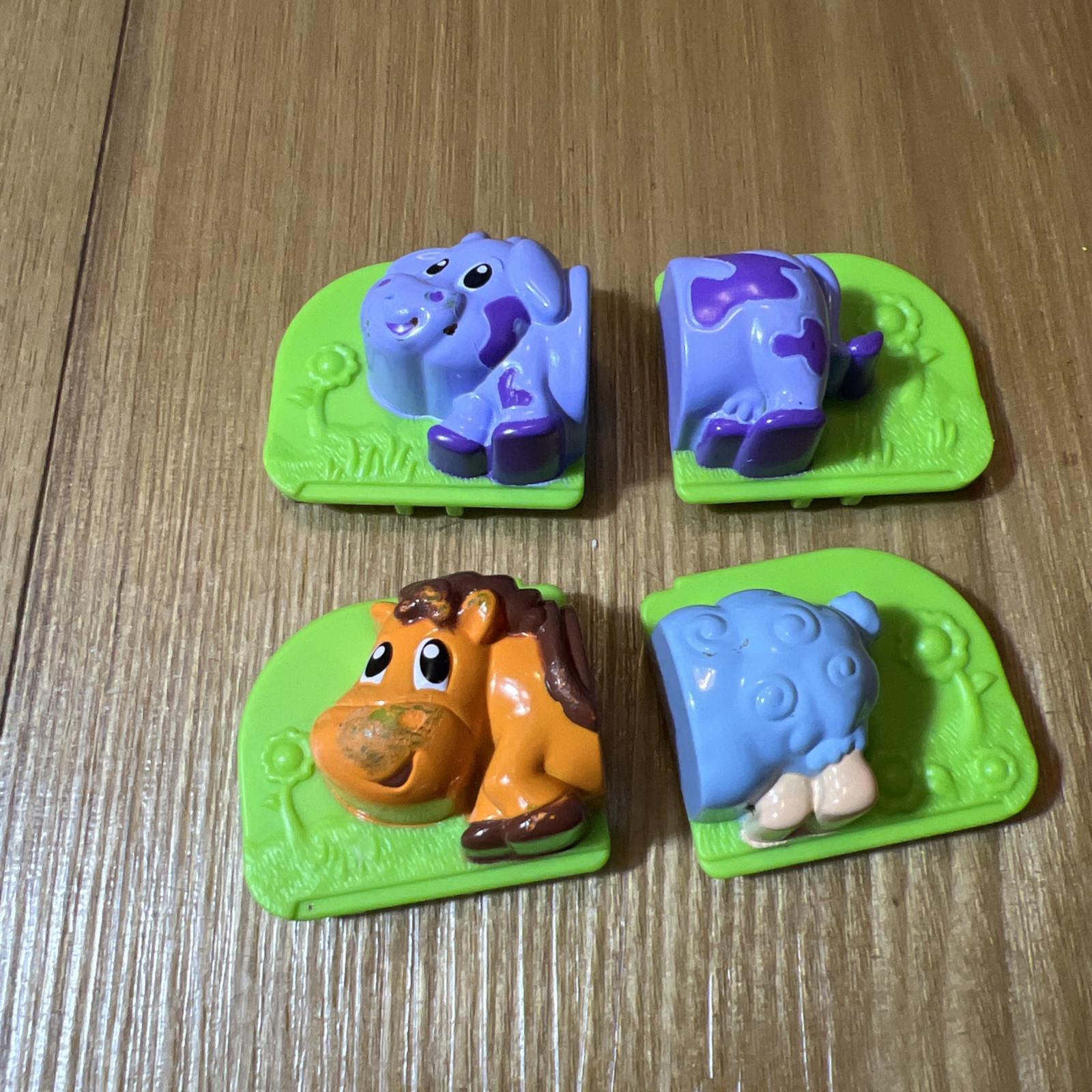 Leapfrog Magnetic Animal Farm Barn Lot Replacement Cow Horse Sheep
