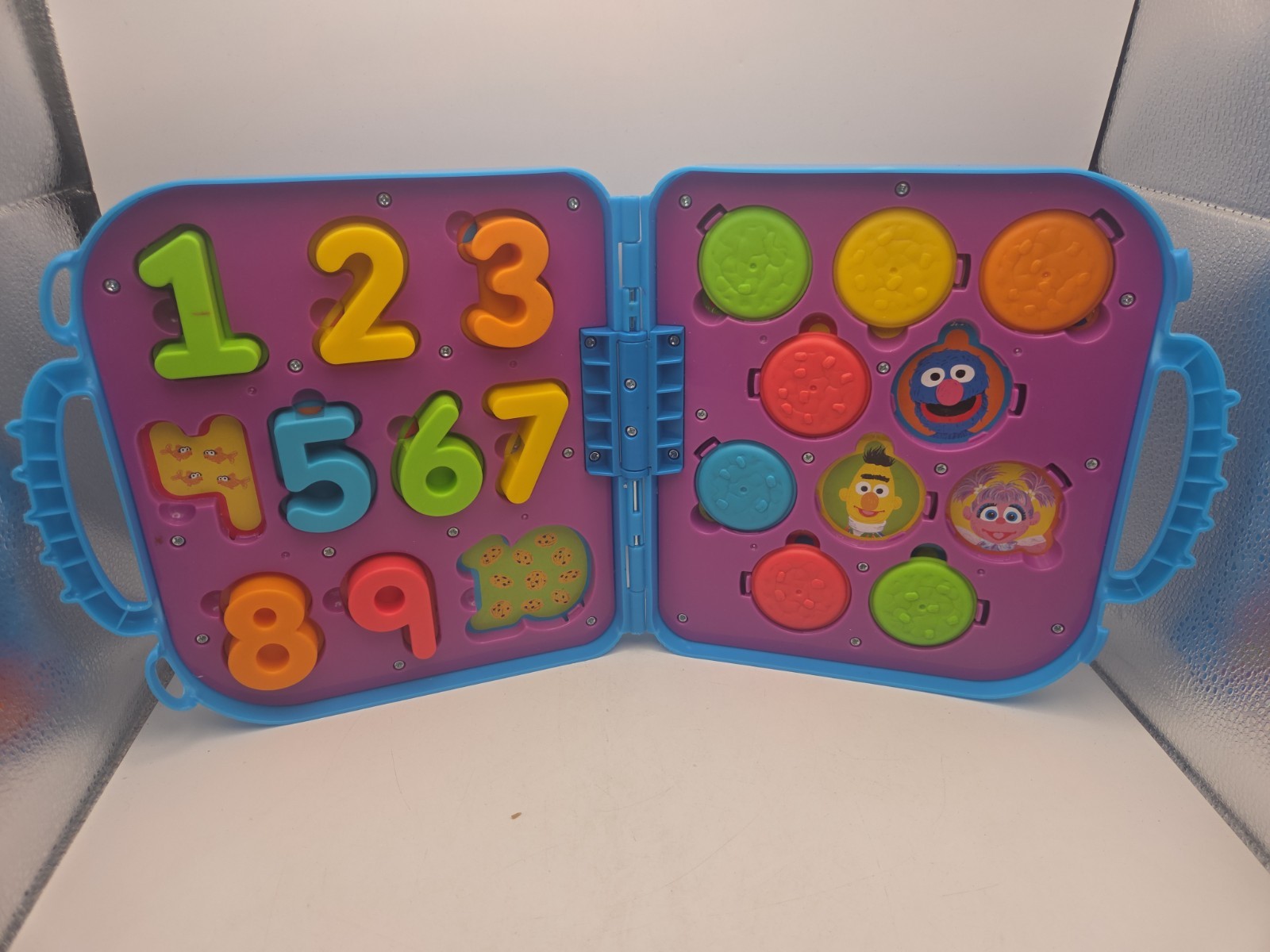 Sesame Street Cookie Monster On The Go Numbers With Take Along Case INCOMPLETE