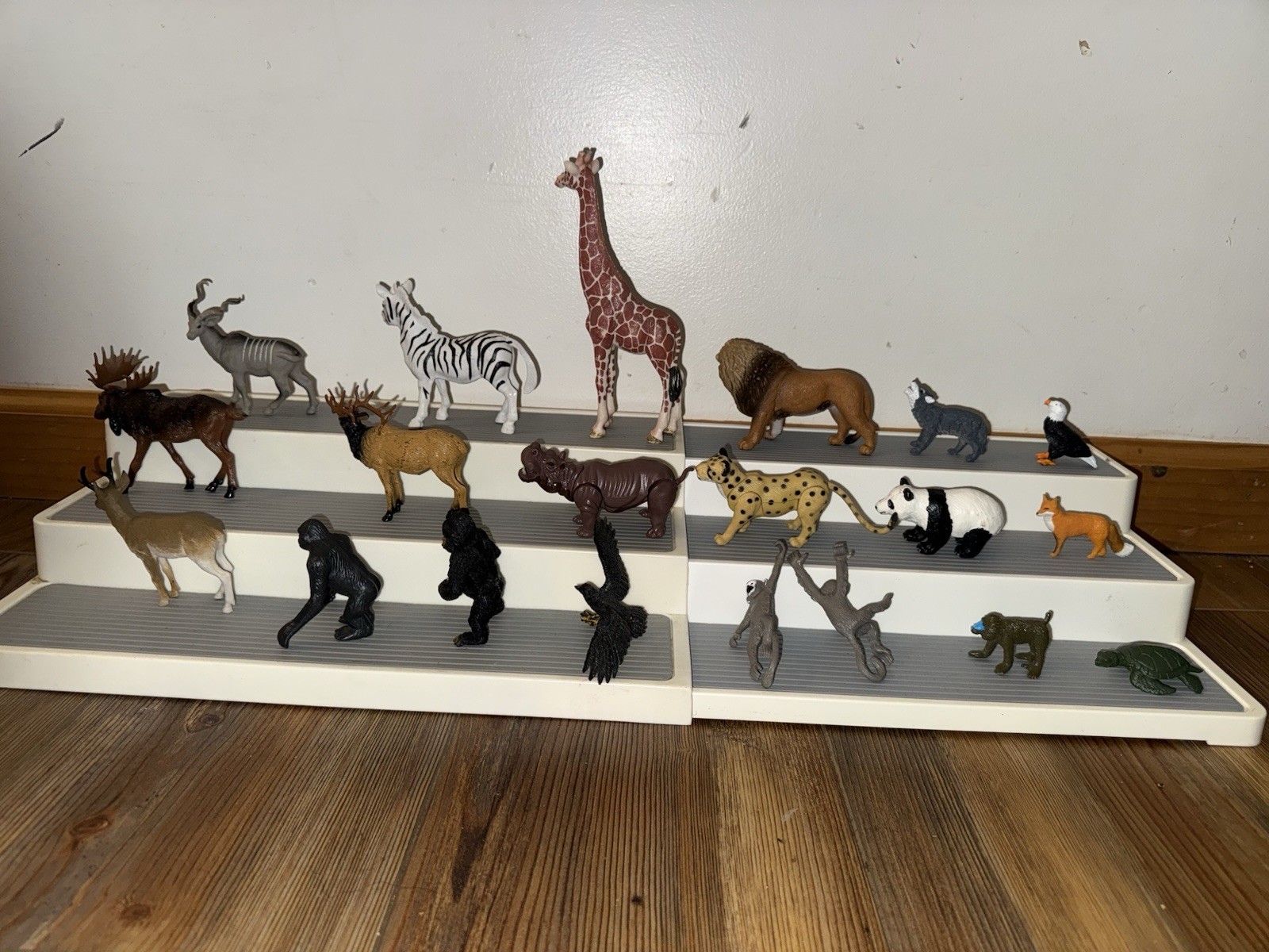 Lot Of 20 Plastic Safari Jungle Zoo Animal Toy Figures By Schleich Safari Etc