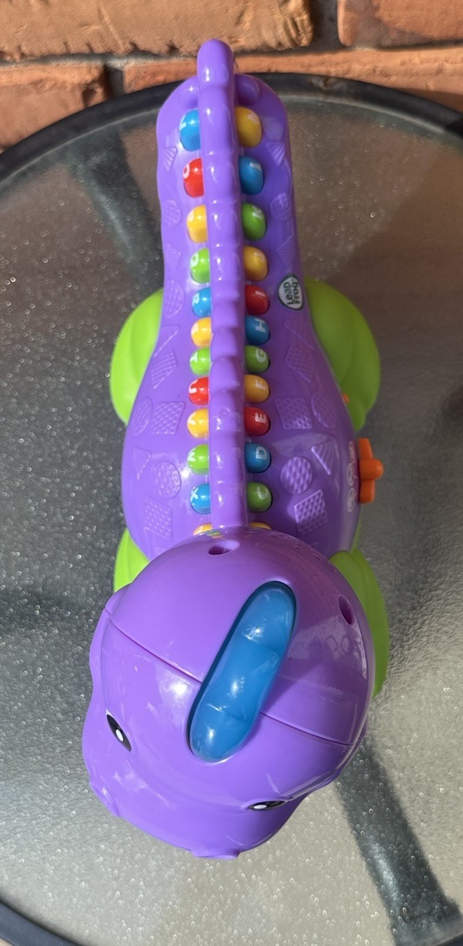 2010 Leap Frog Lettersaurus Purple Dinosaur Lights Songs Interactive Letters